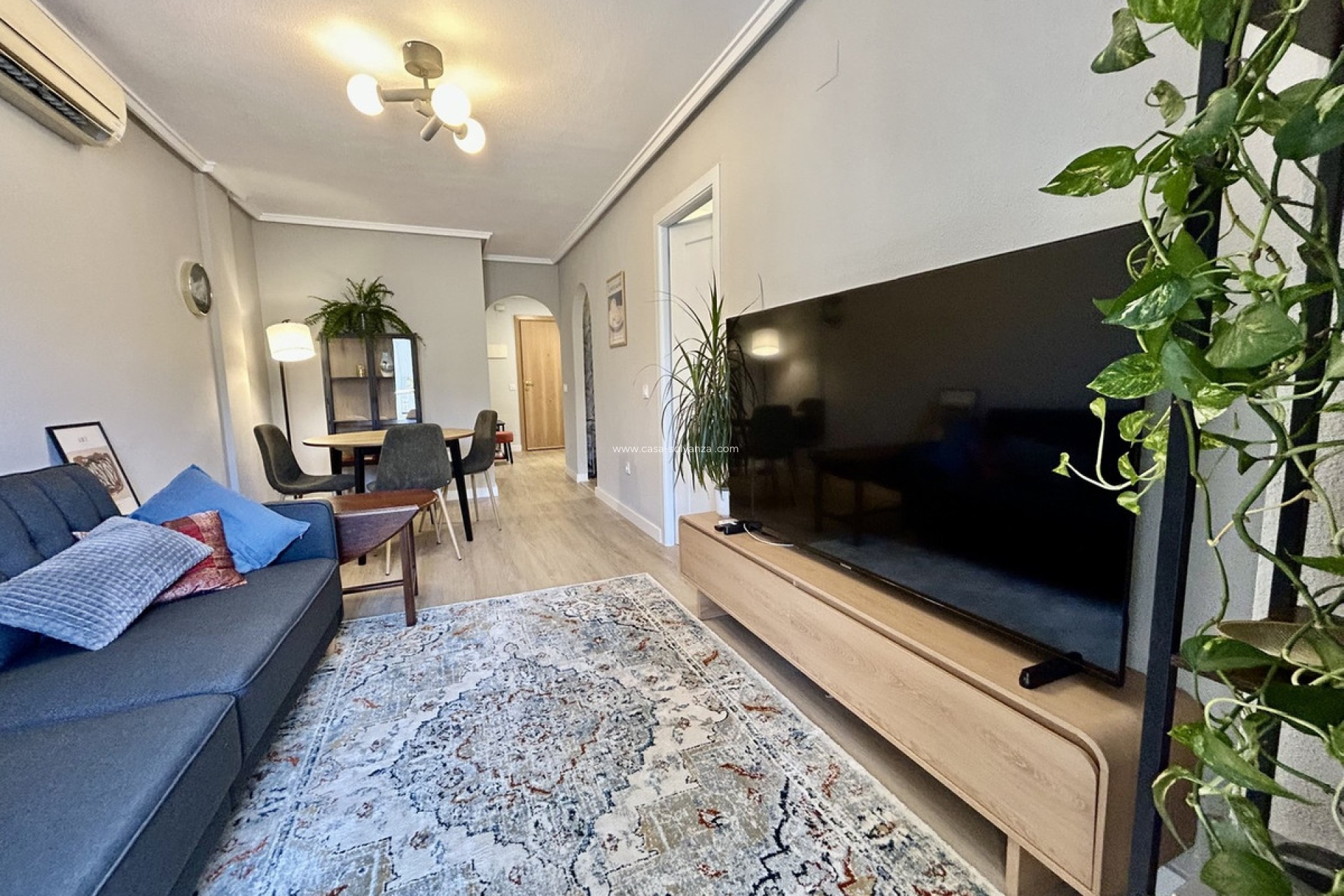 Resale - Apartment / flat - Torrevieja - Torrevieja Centro