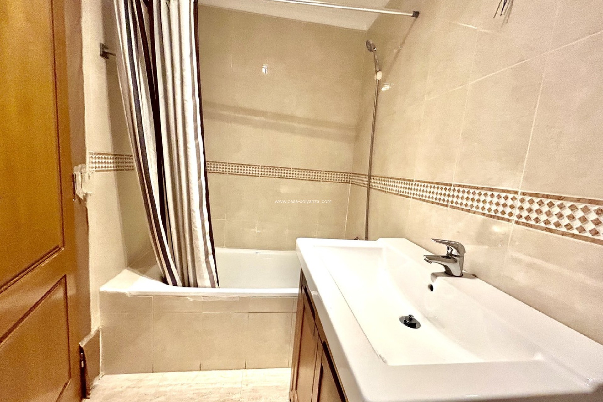 Resale - Apartment / flat - Torrevieja - Torrevieja Centro