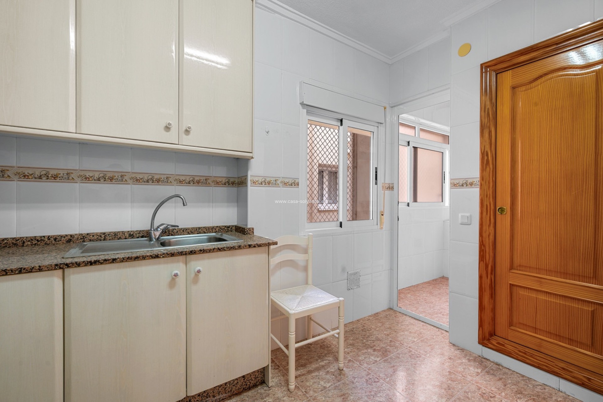 Resale - Apartment / flat - Torrevieja - Torrevieja Centro