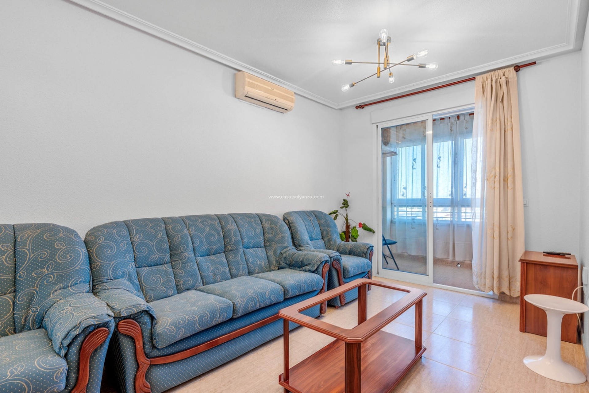Resale - Apartment / flat - Torrevieja - Torrevieja Centro