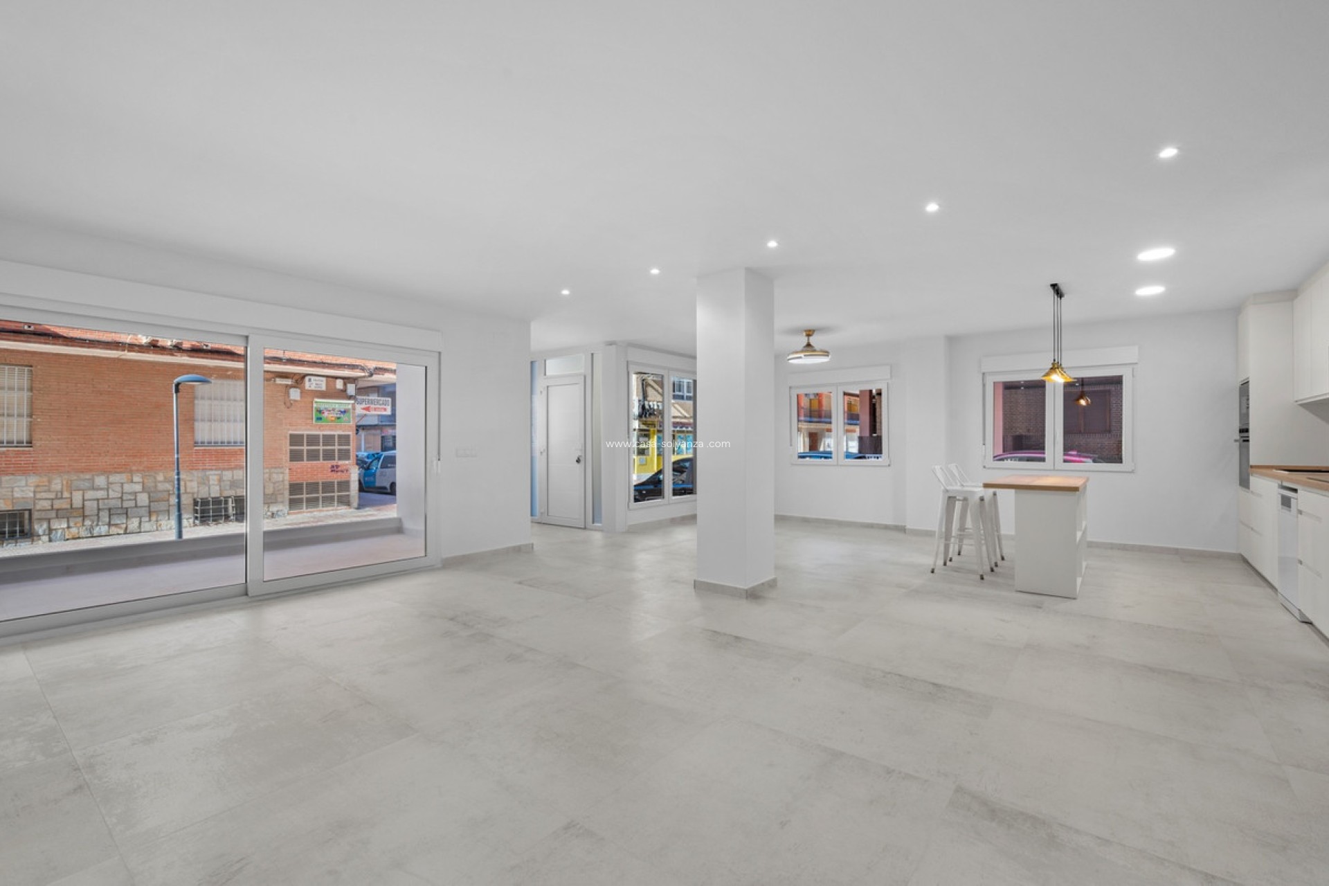 Resale - Apartment / flat - Torrevieja - Torrevieja Centro