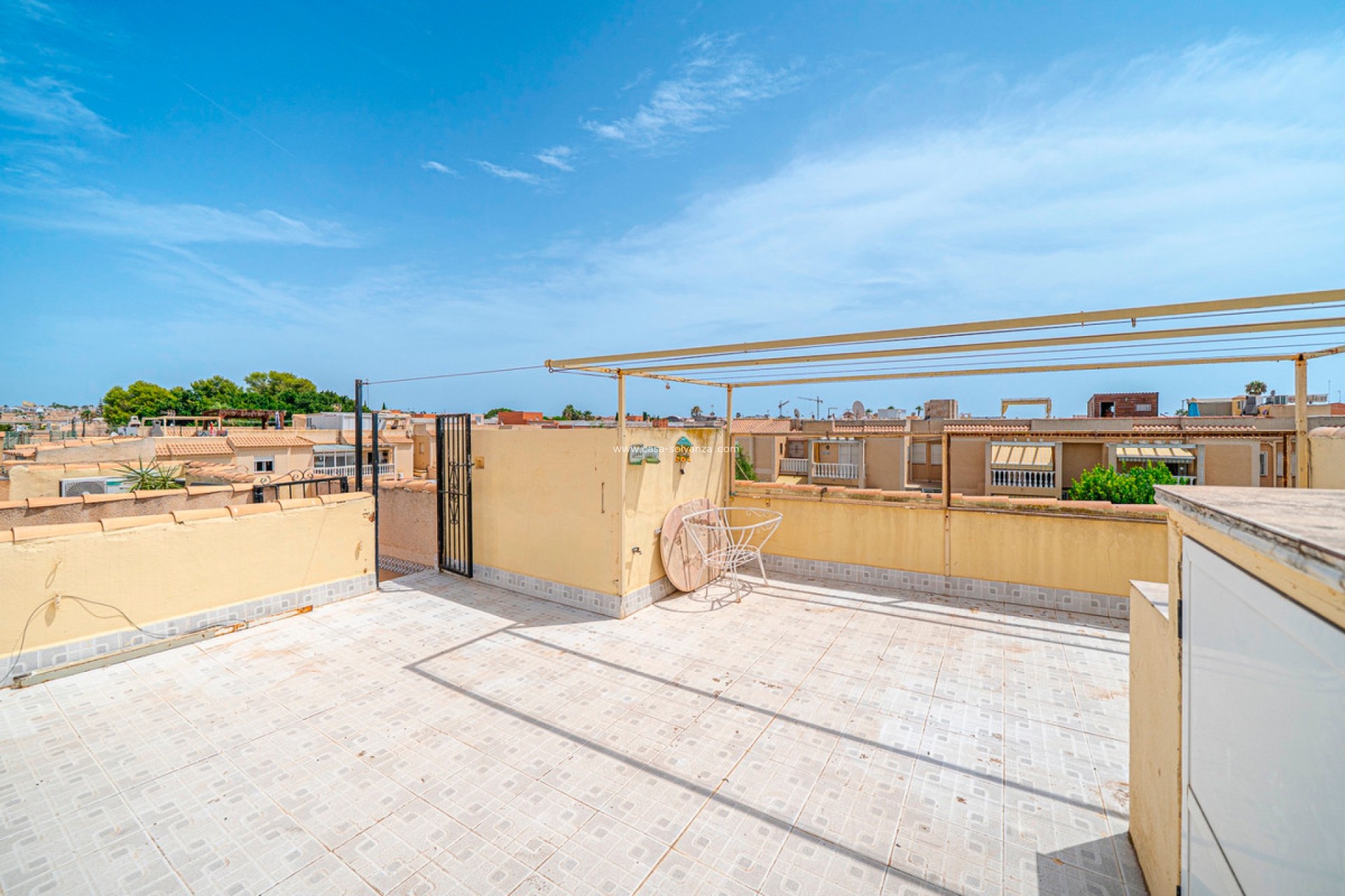 Resale - Apartment / flat - Torrevieja - Torrevieja Centro