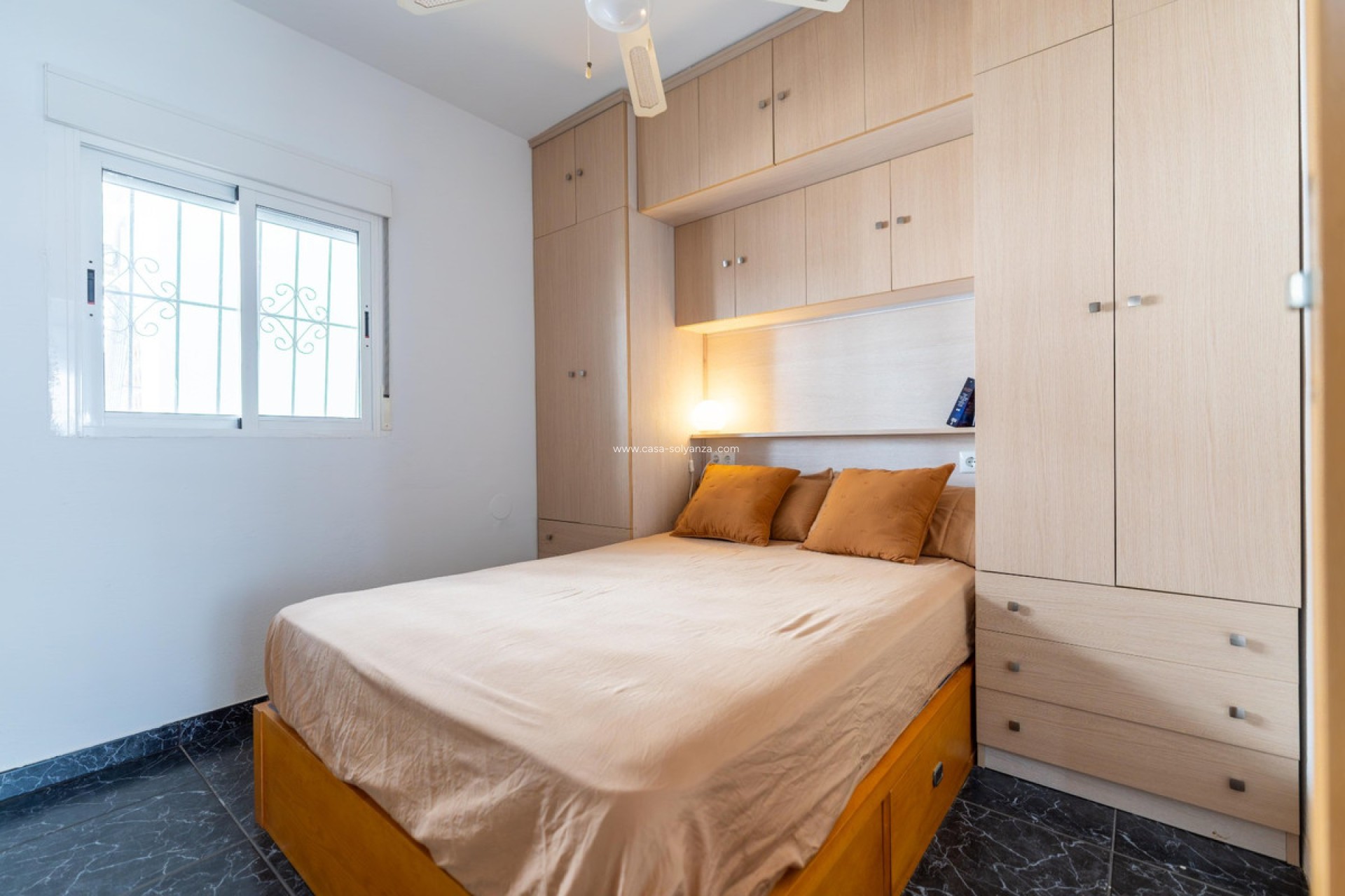 Resale - Apartment / flat - Torrevieja - Torrevieja Centro