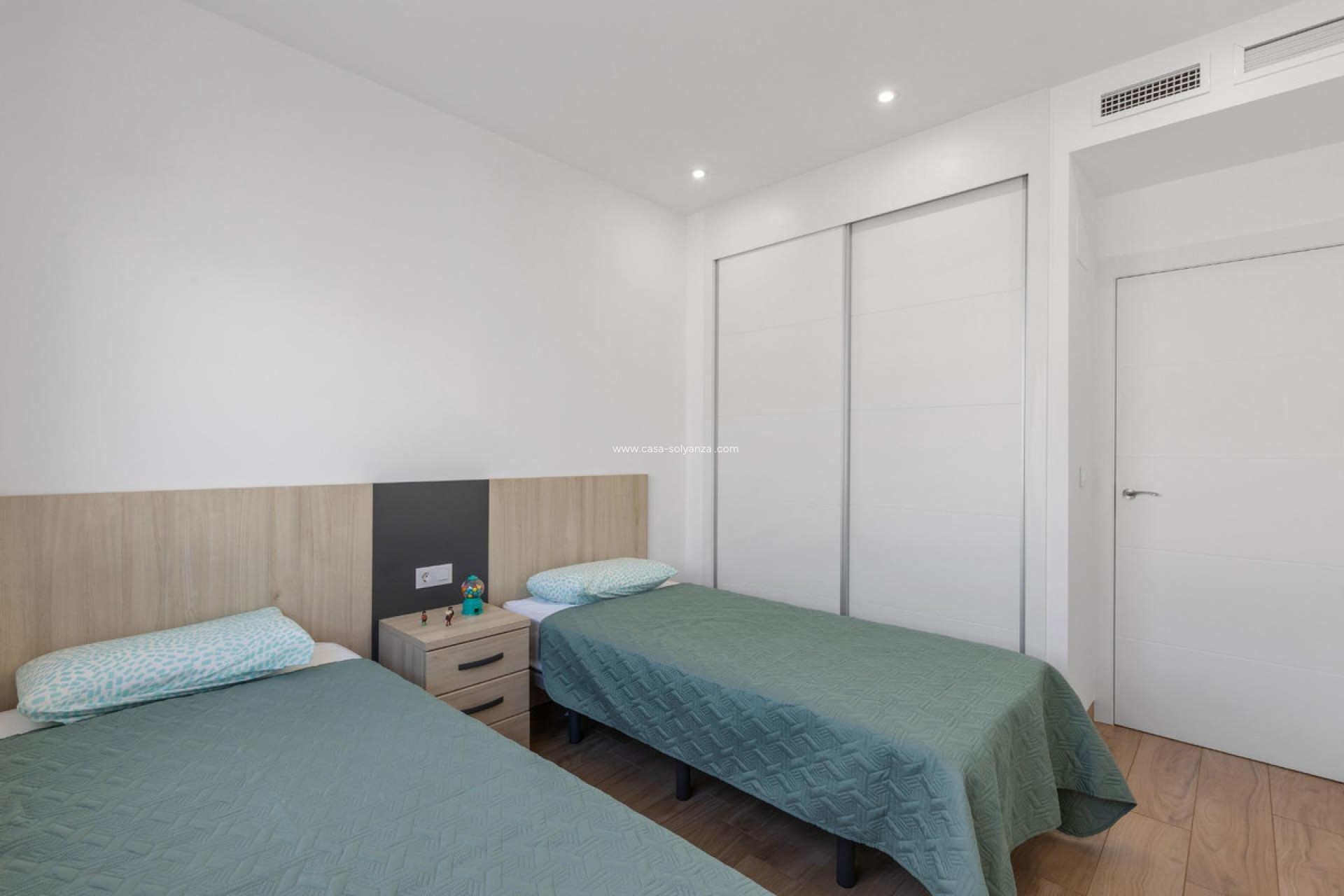 Resale - Apartment / flat - Torrevieja - Torrevieja Centro