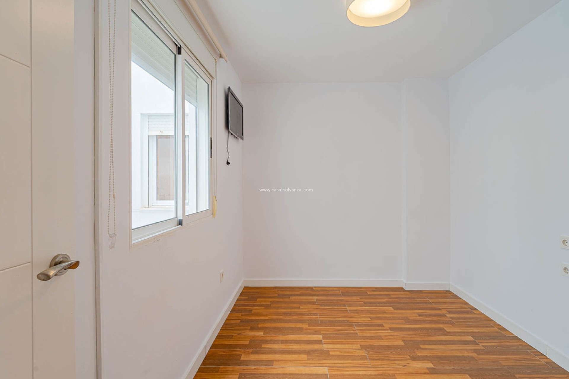 Resale - Apartment / flat - Torrevieja - Torrevieja Centro