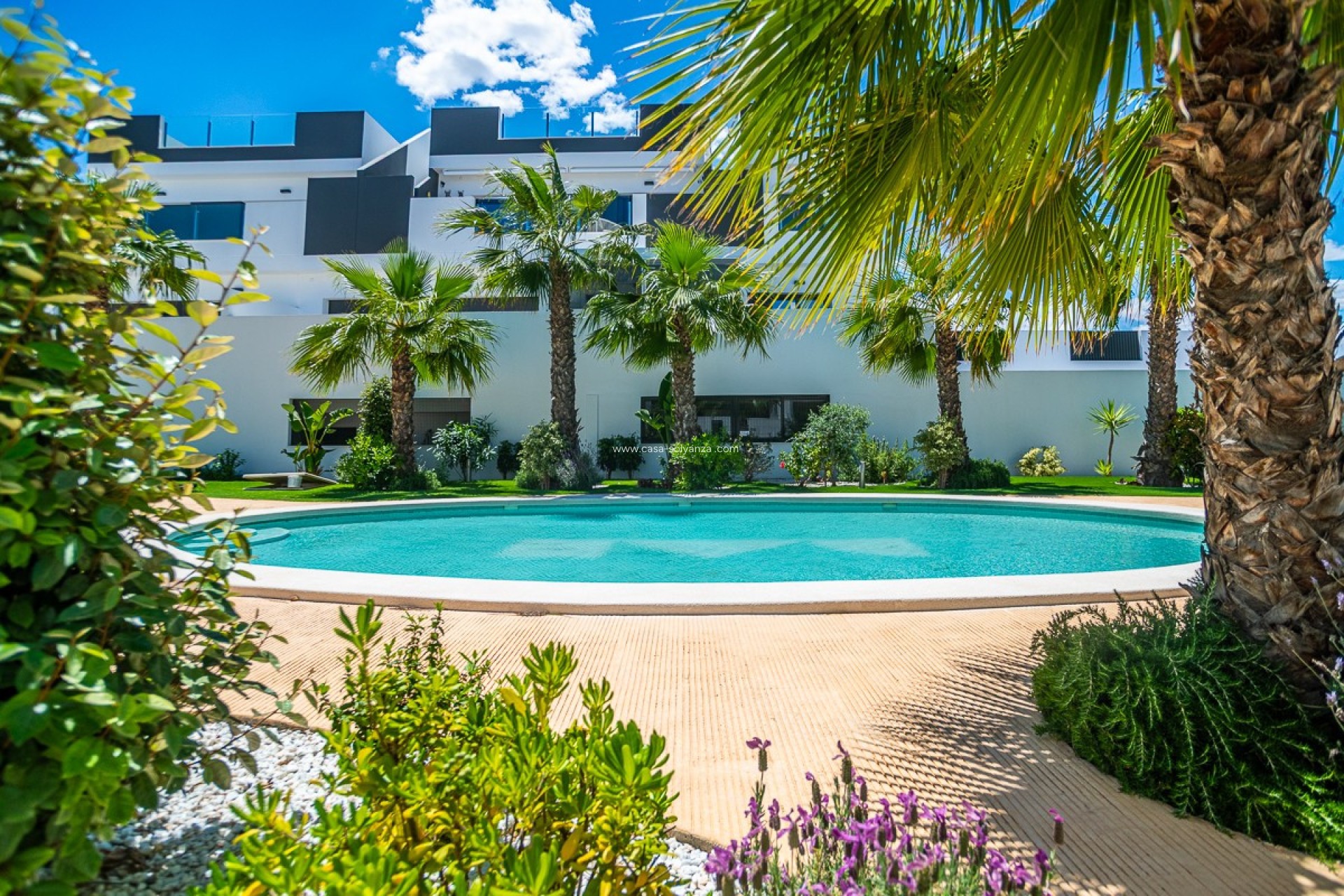 Resale - Apartment / flat - Torrevieja - Torrevieja Centro