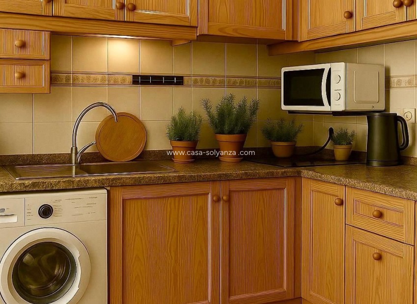 Resale - Apartment / flat - Torrevieja - Torrevieja Centro
