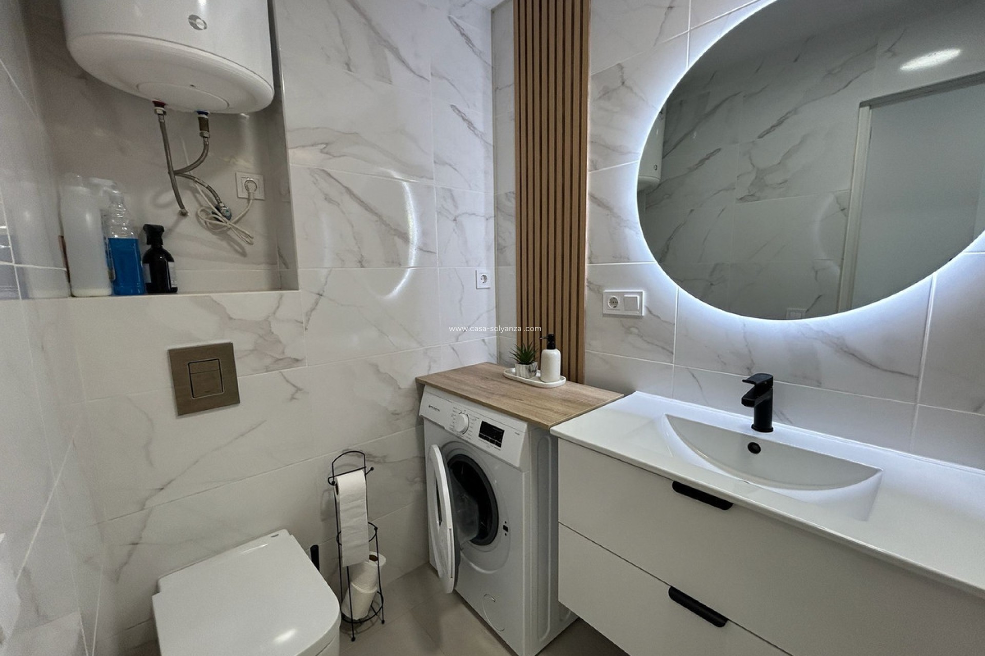 Resale - Apartment / flat - Torrevieja - Torrevieja Centro