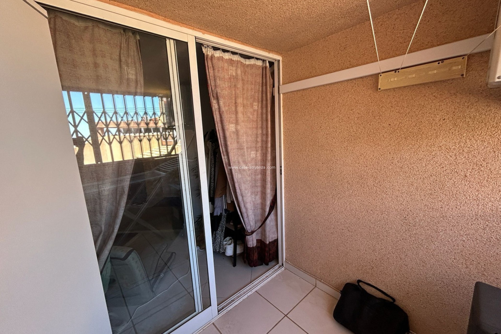 Resale - Apartment / flat - Torrevieja - Torrevieja Centro