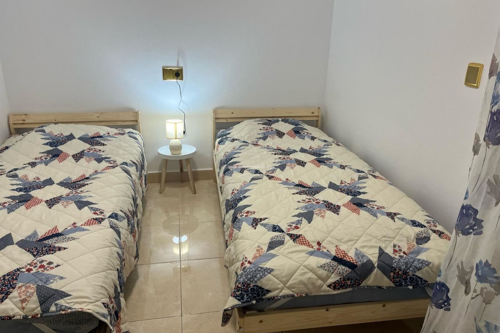 Resale - Apartment / flat - Torrevieja - Torrevieja Centro