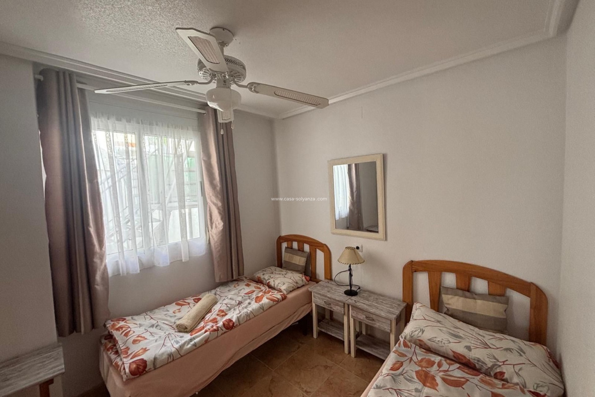 Resale - Apartment / flat - Torrevieja - Torrevieja Centro