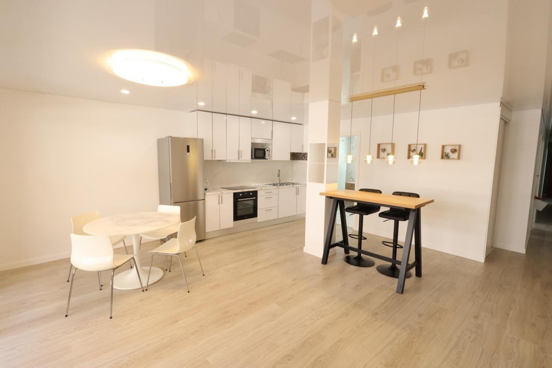 Resale - Apartment / flat - Torrevieja - Torrevieja Centro