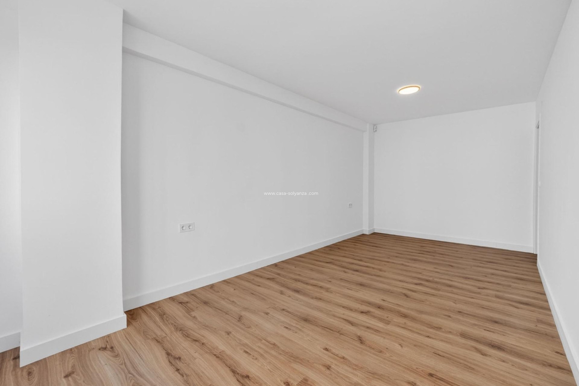 Resale - Apartment / flat - Torrevieja - Torrevieja Centro
