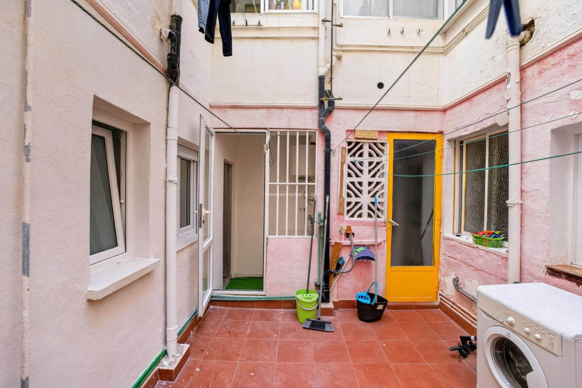 Resale - Apartment / flat - Torrevieja - Torrevieja Centro