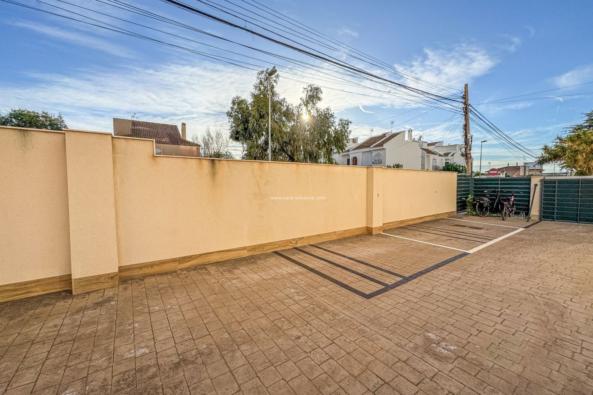 Resale - Apartment / flat - Torrevieja - Torrevieja Centro