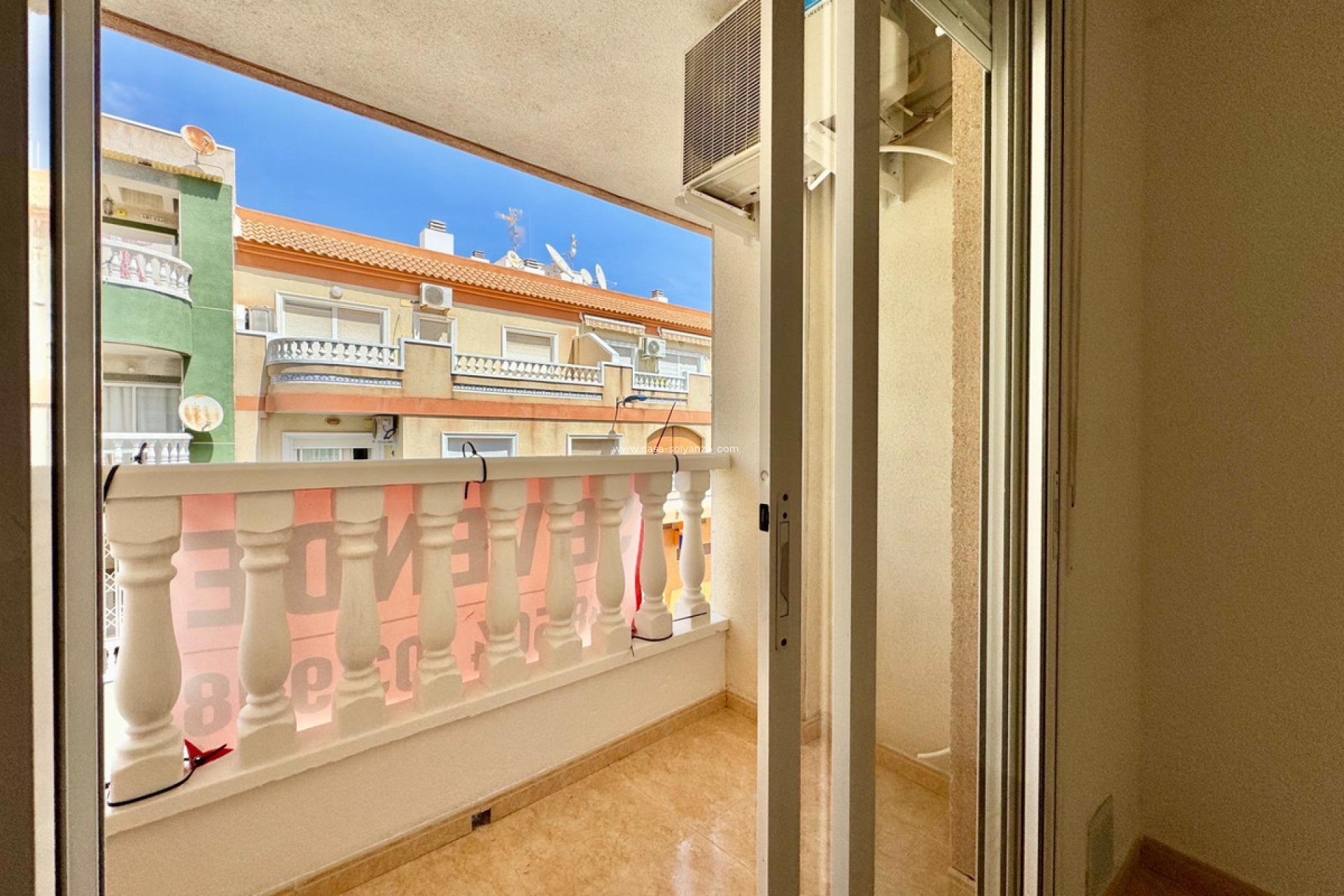Resale - Apartment / flat - Torrevieja - Torrevieja Centro