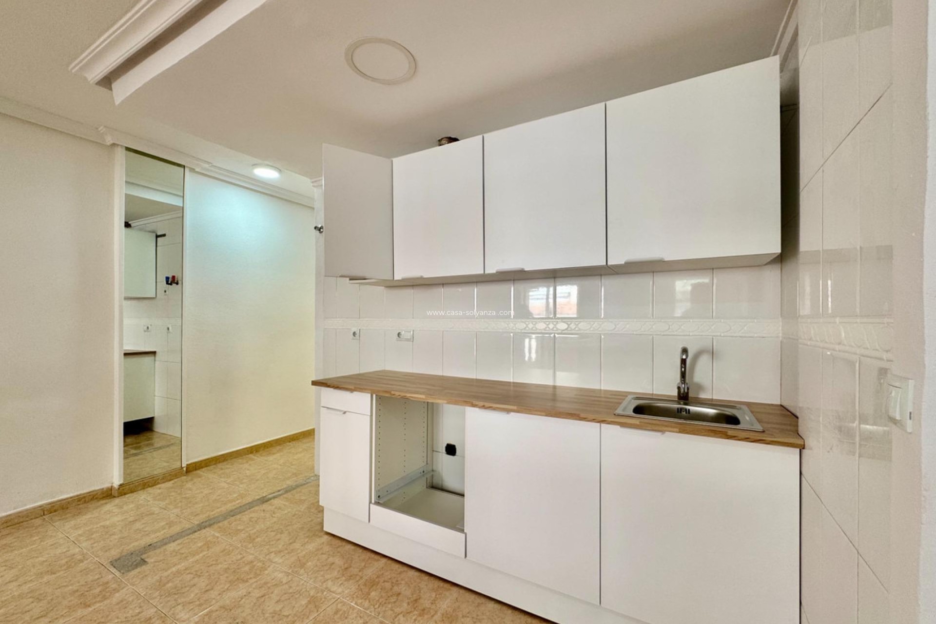 Resale - Apartment / flat - Torrevieja - Torrevieja Centro
