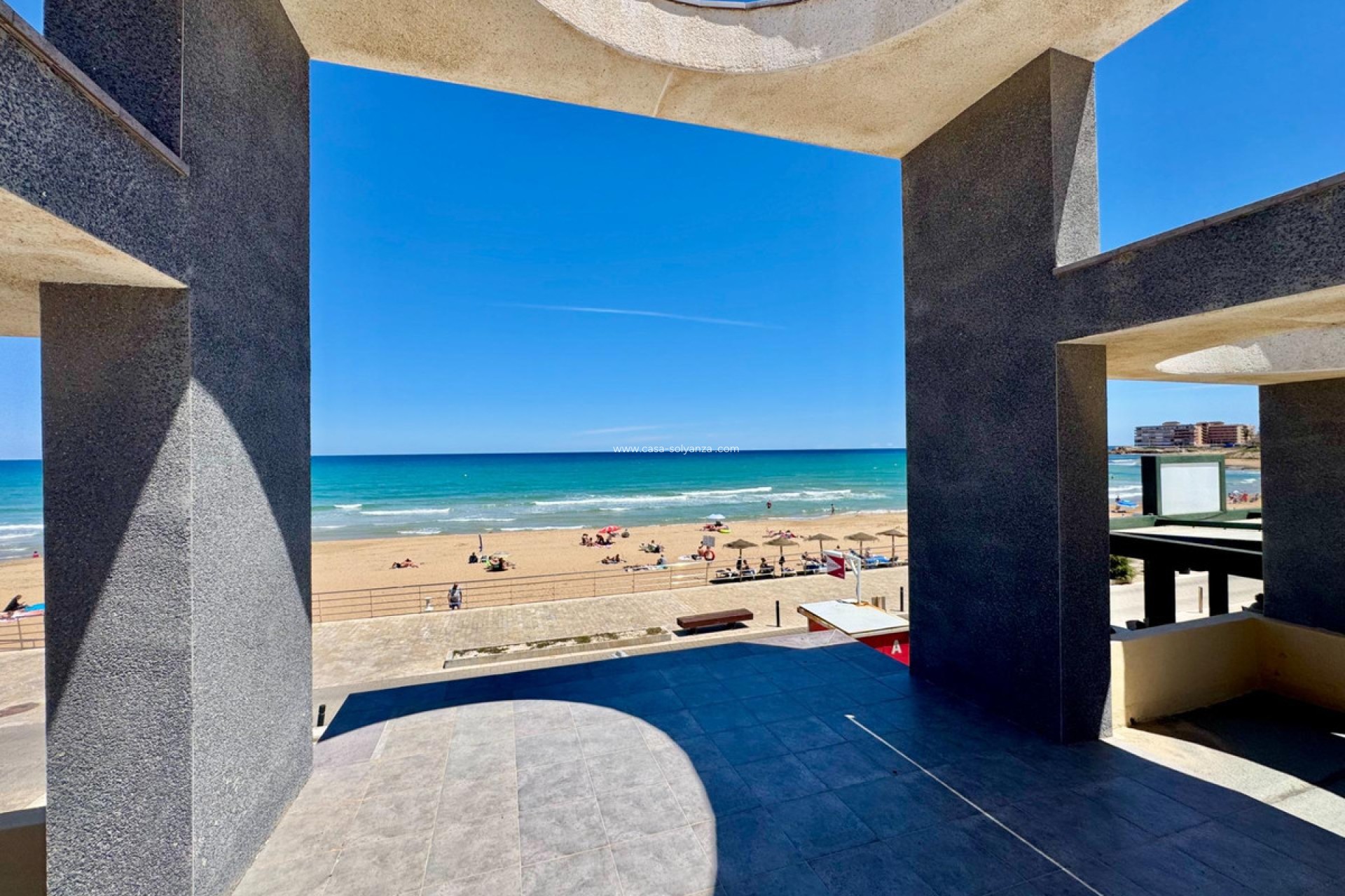 Resale - Apartment / flat - Torrevieja - Torrevieja Centro