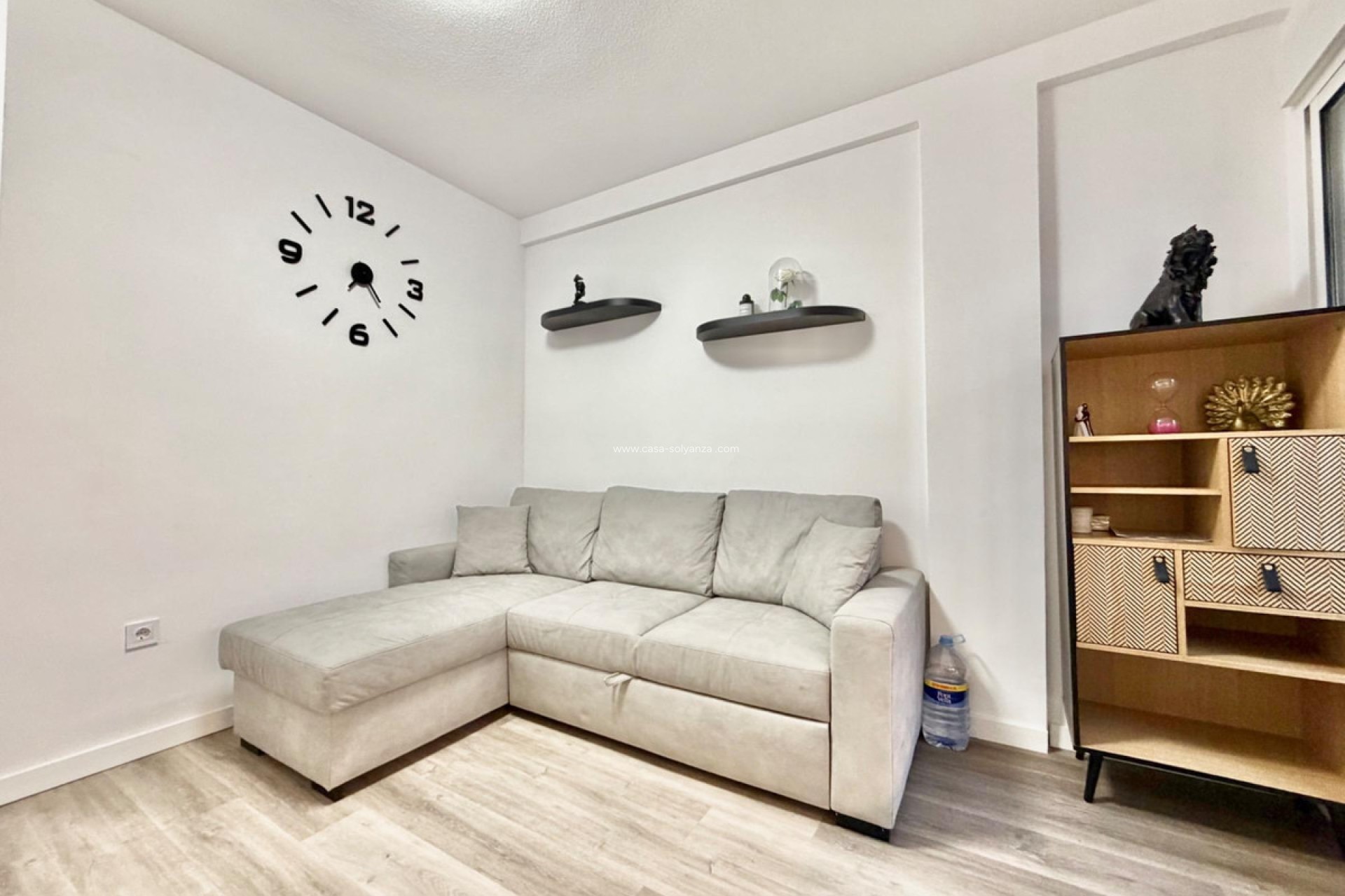 Resale - Apartment / flat - Torrevieja - Torrevieja Centro