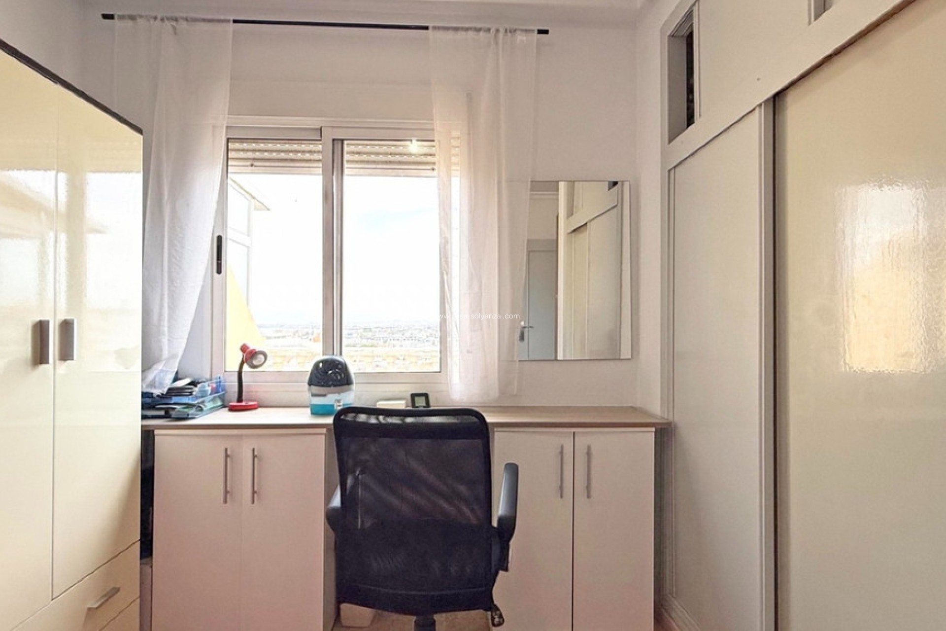 Resale - Apartment / flat - Torrevieja - Torrevieja Centro