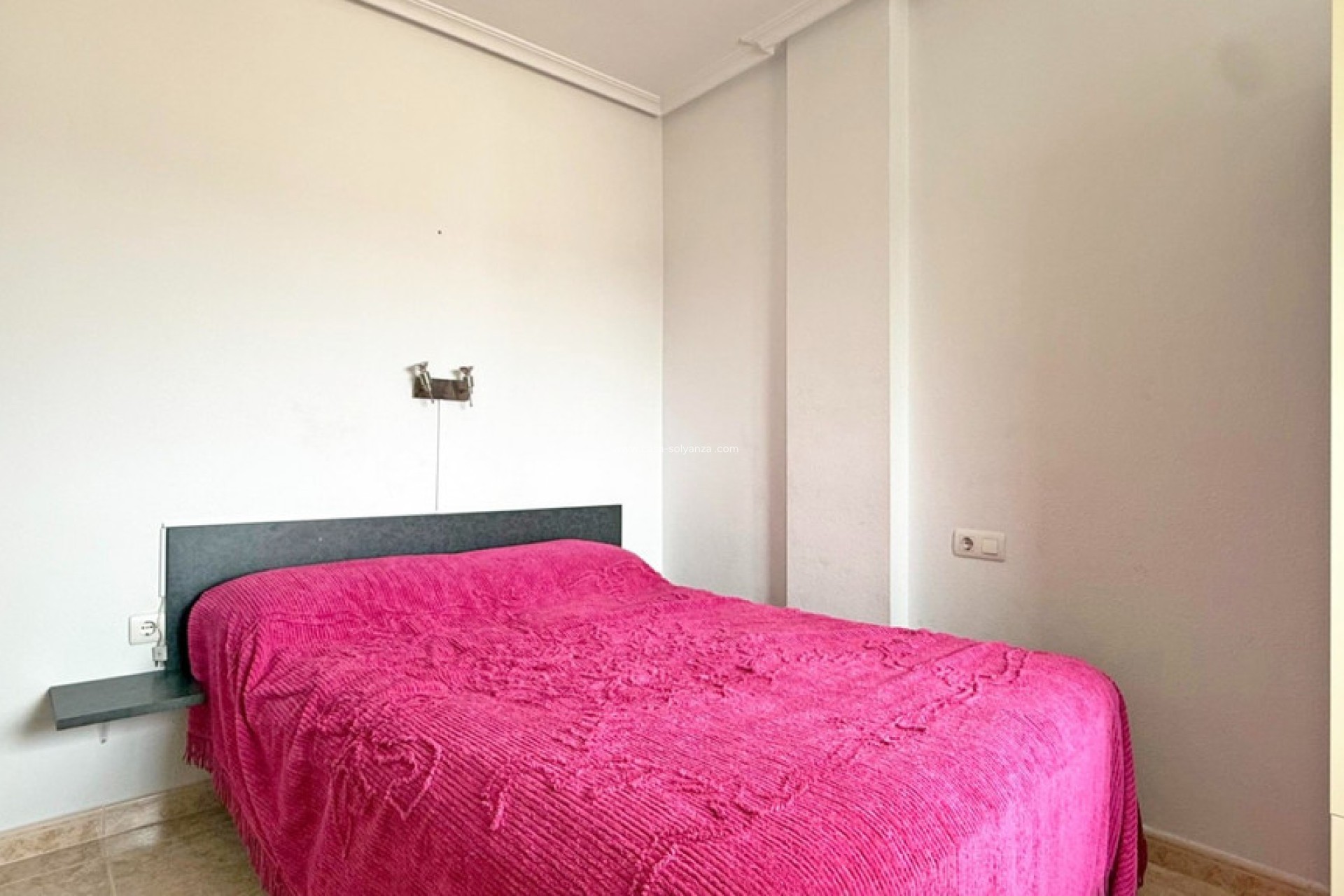 Resale - Apartment / flat - Torrevieja - Torrevieja Centro