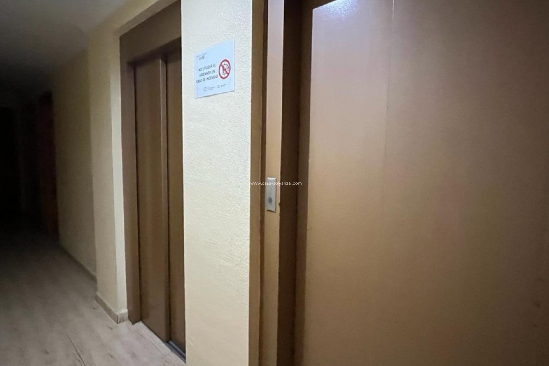 Resale - Apartment / flat - Torrevieja - Torrevieja Centro