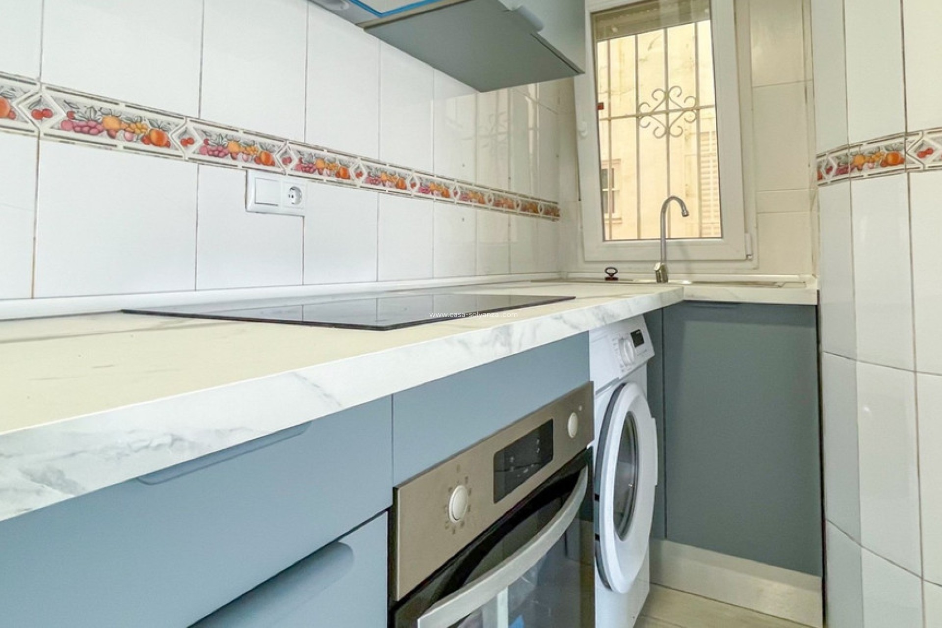 Resale - Apartment / flat - Torrevieja - Torrevieja Centro