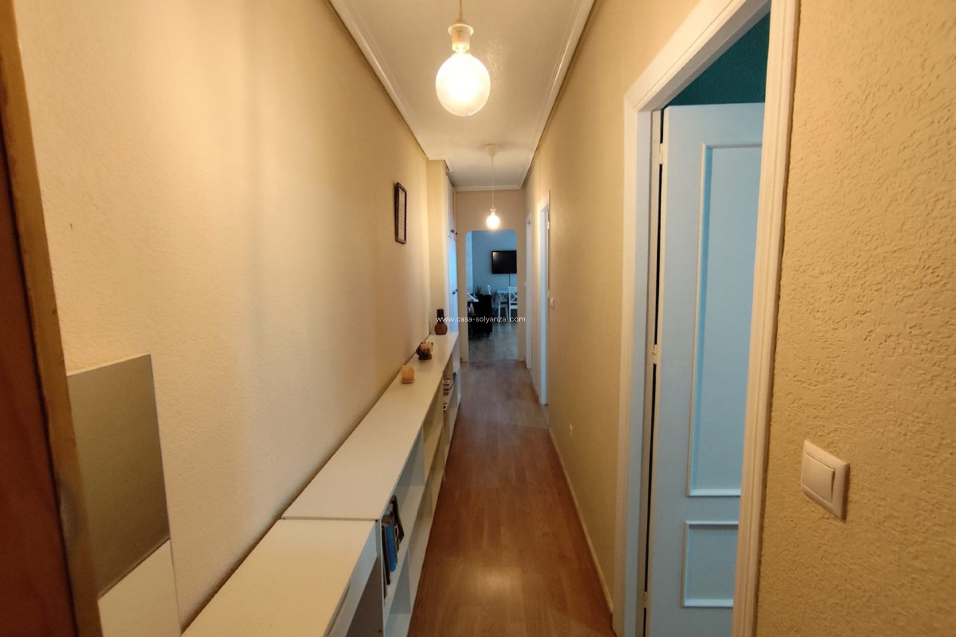Resale - Apartment / flat - Torrevieja - Torrevieja Centro