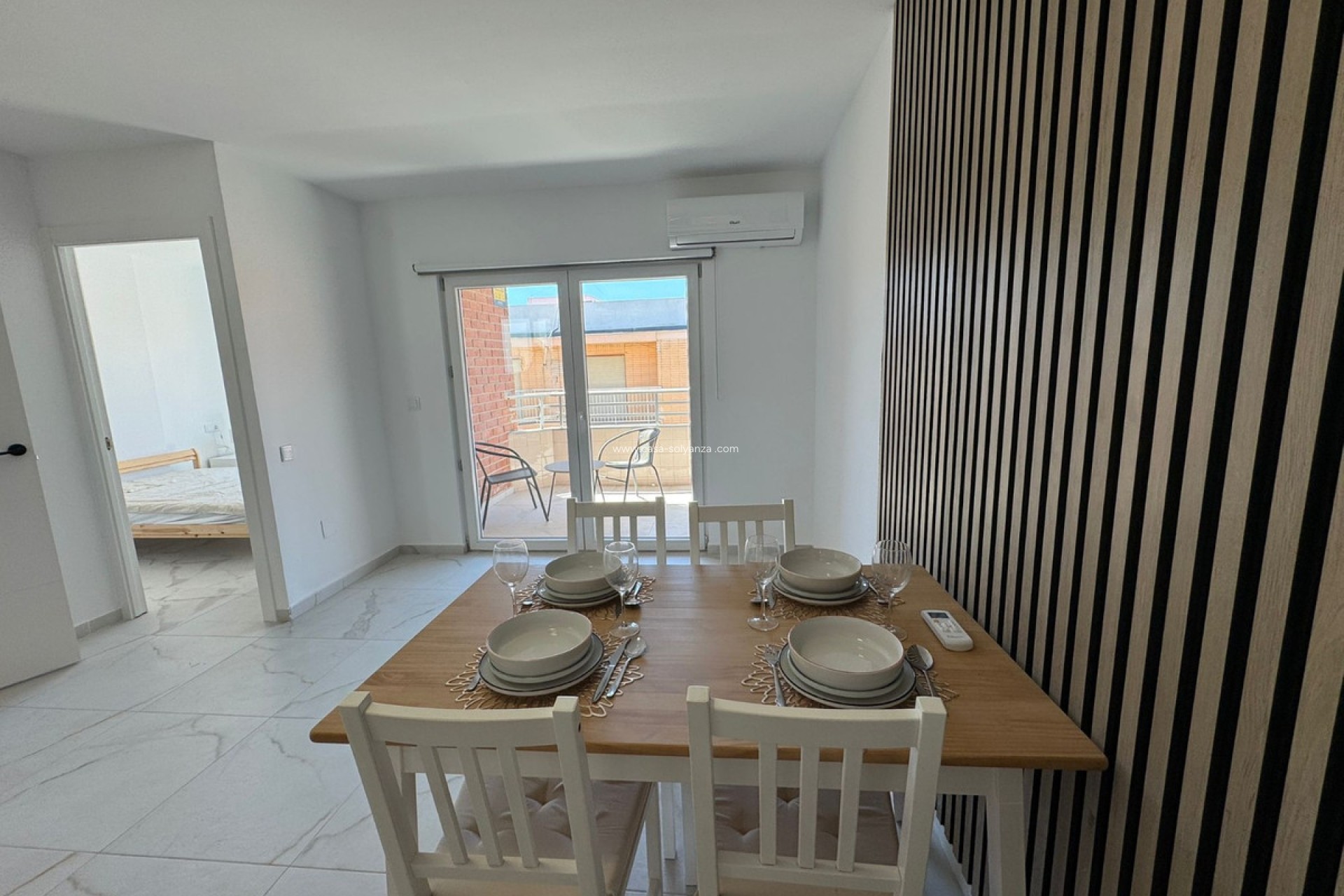 Resale - Apartment / flat - Torrevieja - Torrevieja Centro