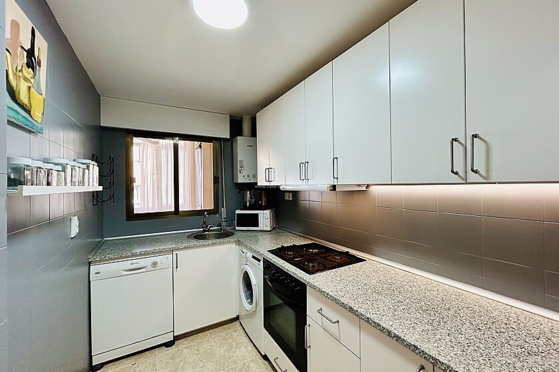Resale - Apartment / flat - Torrevieja - Torrevieja Centro