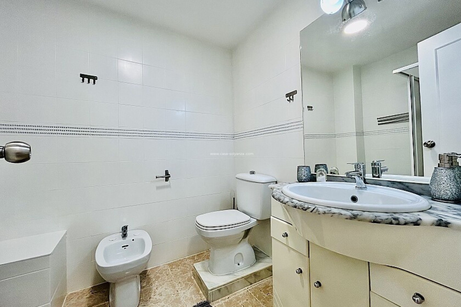 Resale - Apartment / flat - Torrevieja - Torrevieja Centro