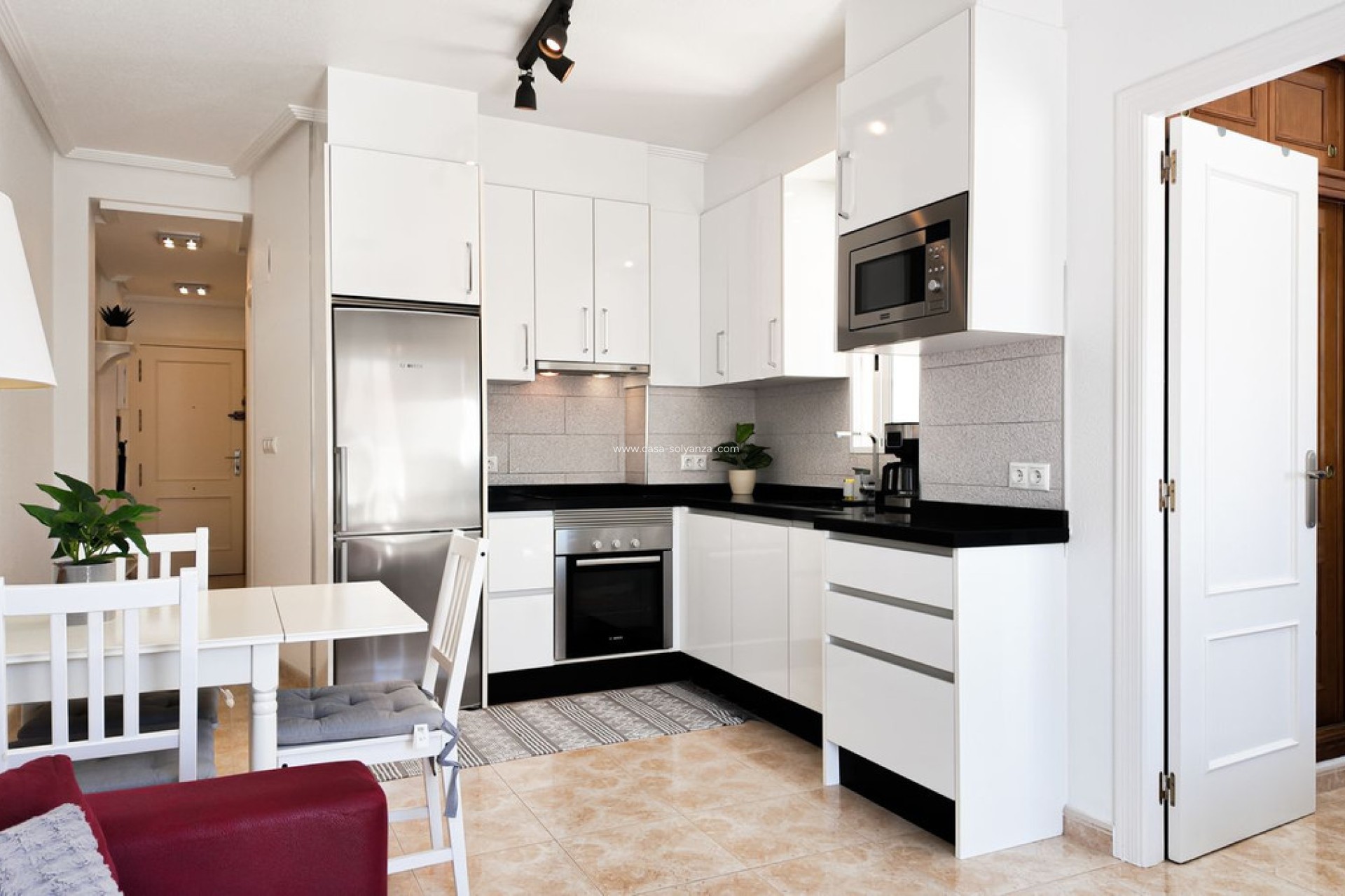 Resale - Apartment / flat - Torrevieja - Torrevieja Centro
