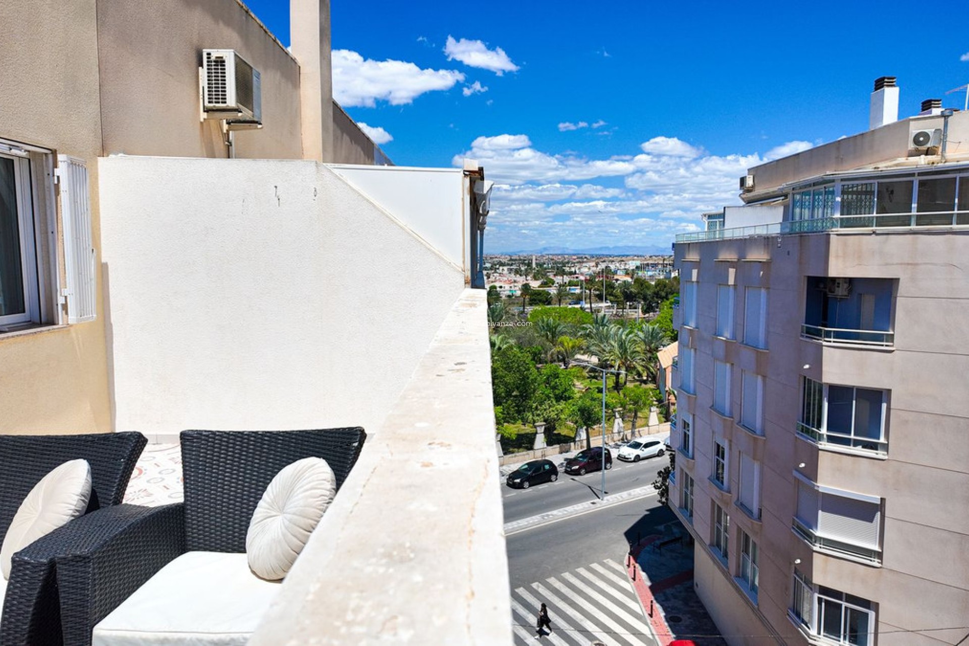 Resale - Apartment / flat - Torrevieja - Torrevieja Centro