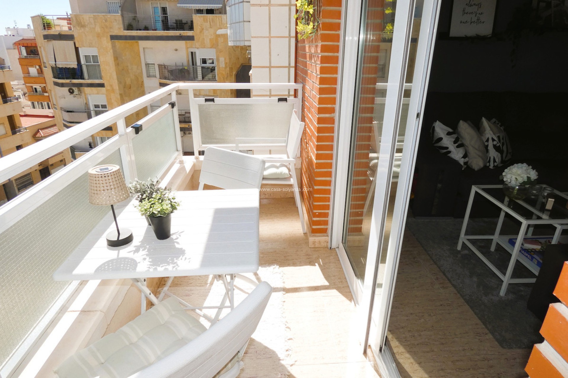 Resale - Apartment / flat - Torrevieja - Torrevieja Centro