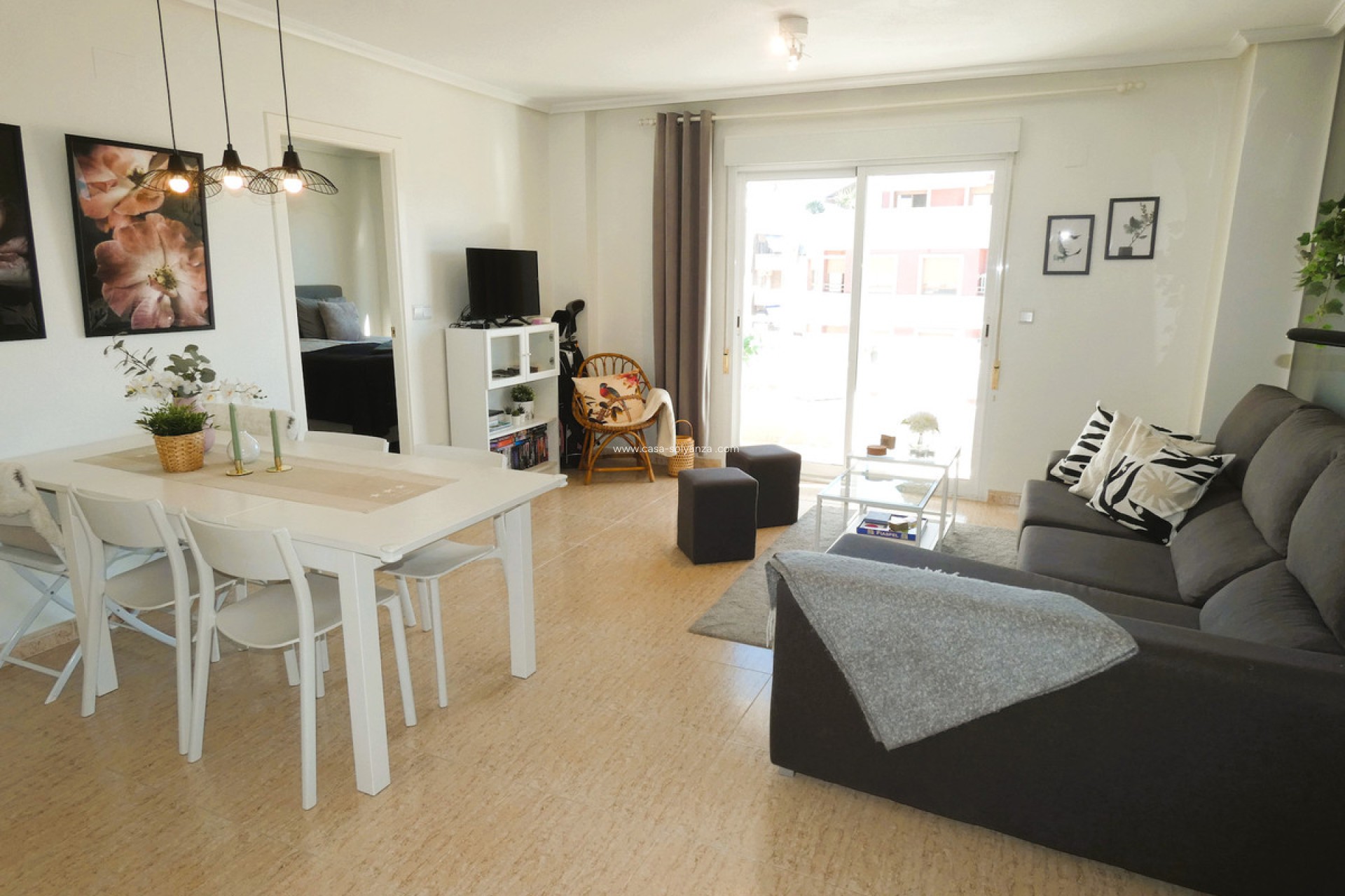 Resale - Apartment / flat - Torrevieja - Torrevieja Centro