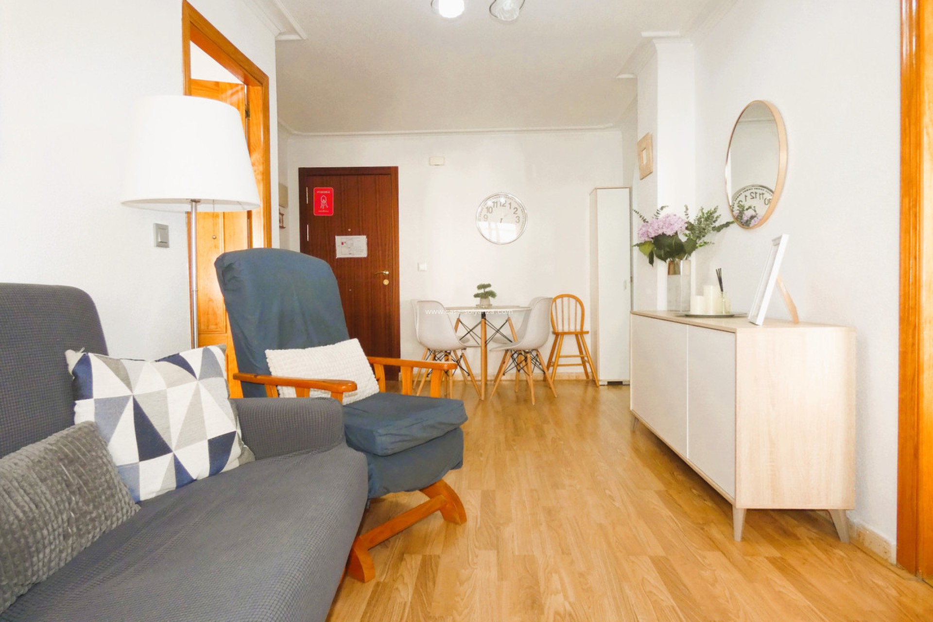 Resale - Apartment / flat - Torrevieja - Torrevieja Centro