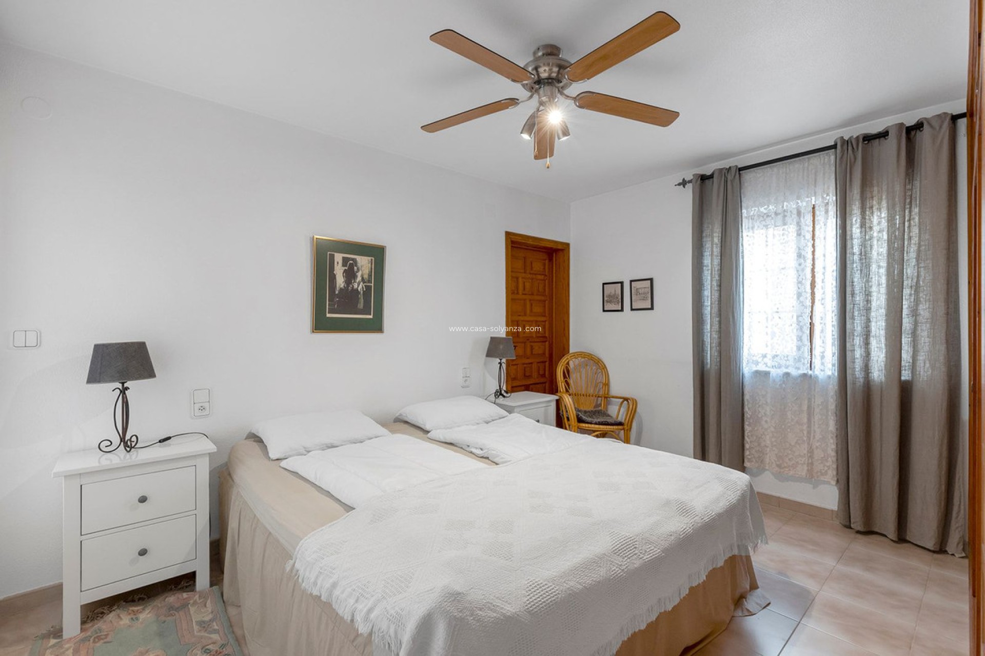 Resale - Apartment / flat - Torrevieja - Torrevieja Centro