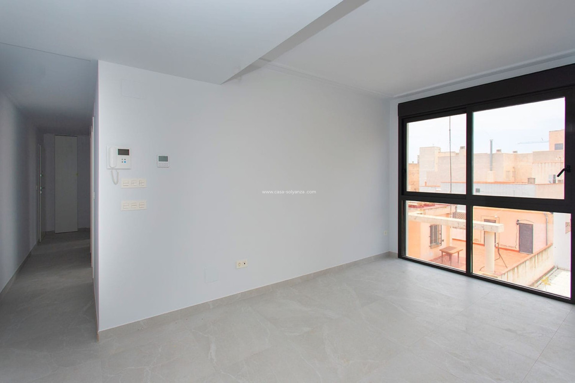 Resale - Apartment / flat - Torrevieja - Torrevieja Centro