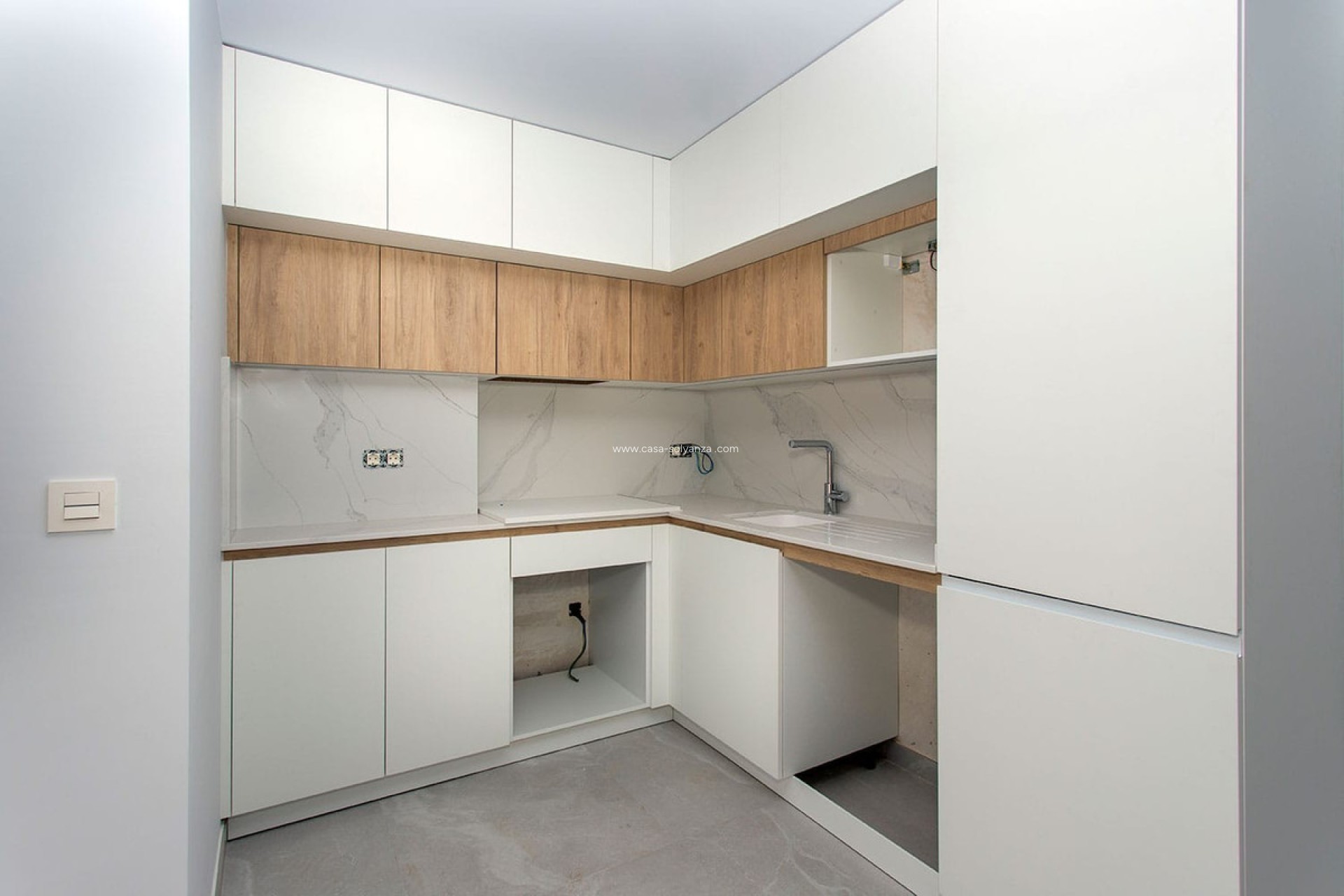 Resale - Apartment / flat - Torrevieja - Torrevieja Centro
