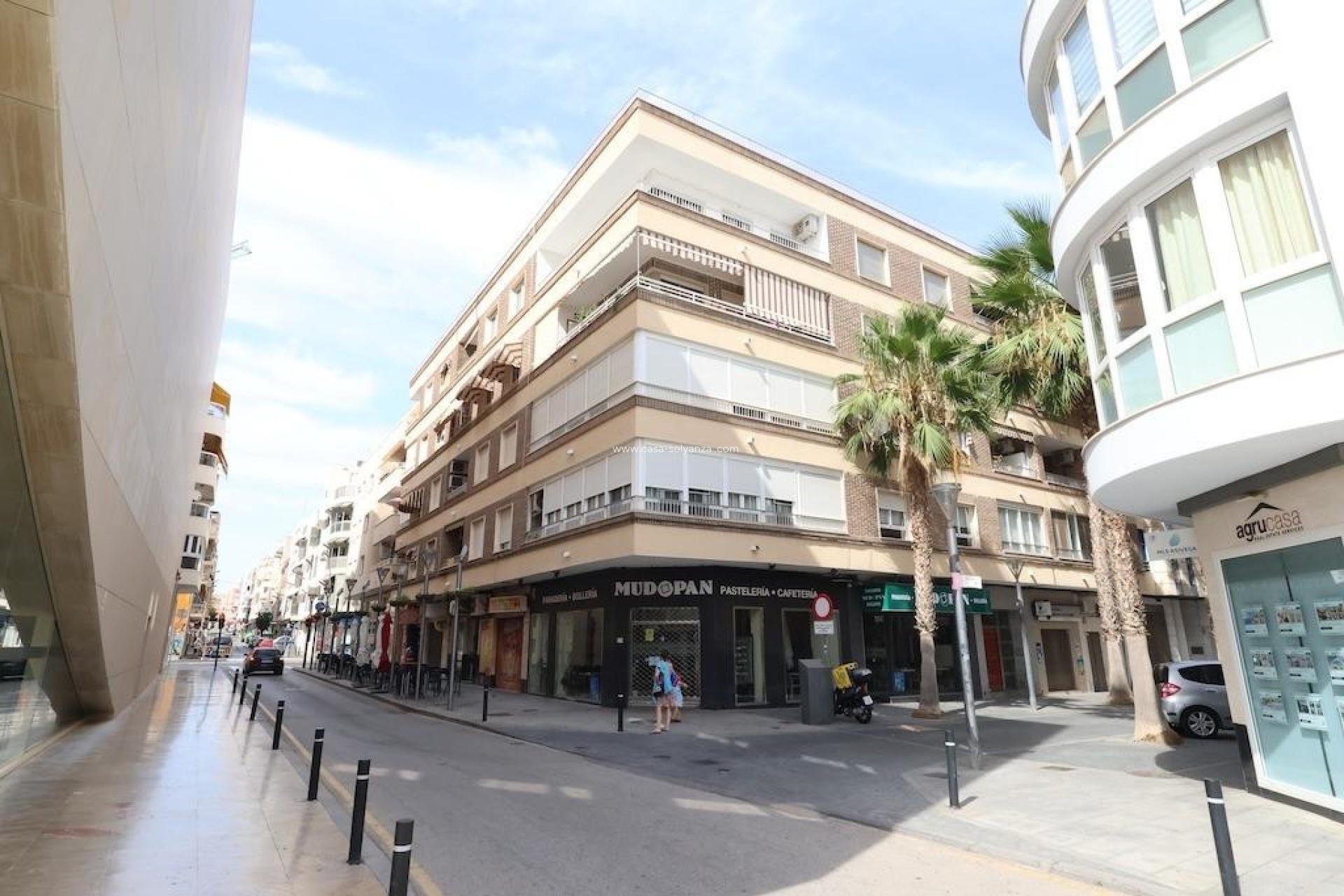 Resale - Apartment / flat - Torrevieja - Torrevieja Centro