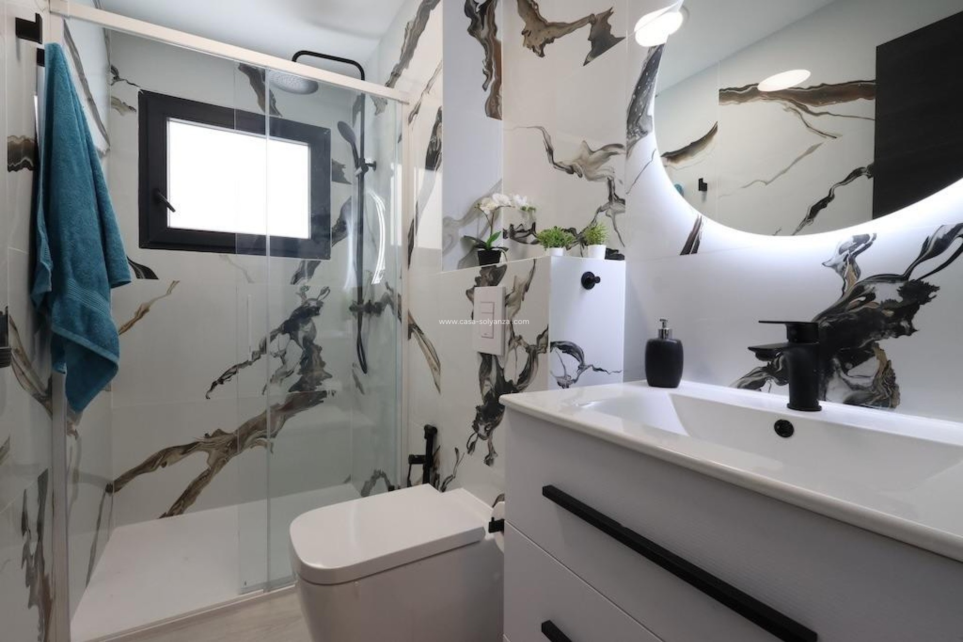 Resale - Apartment / flat - Torrevieja - Torrevieja Centro