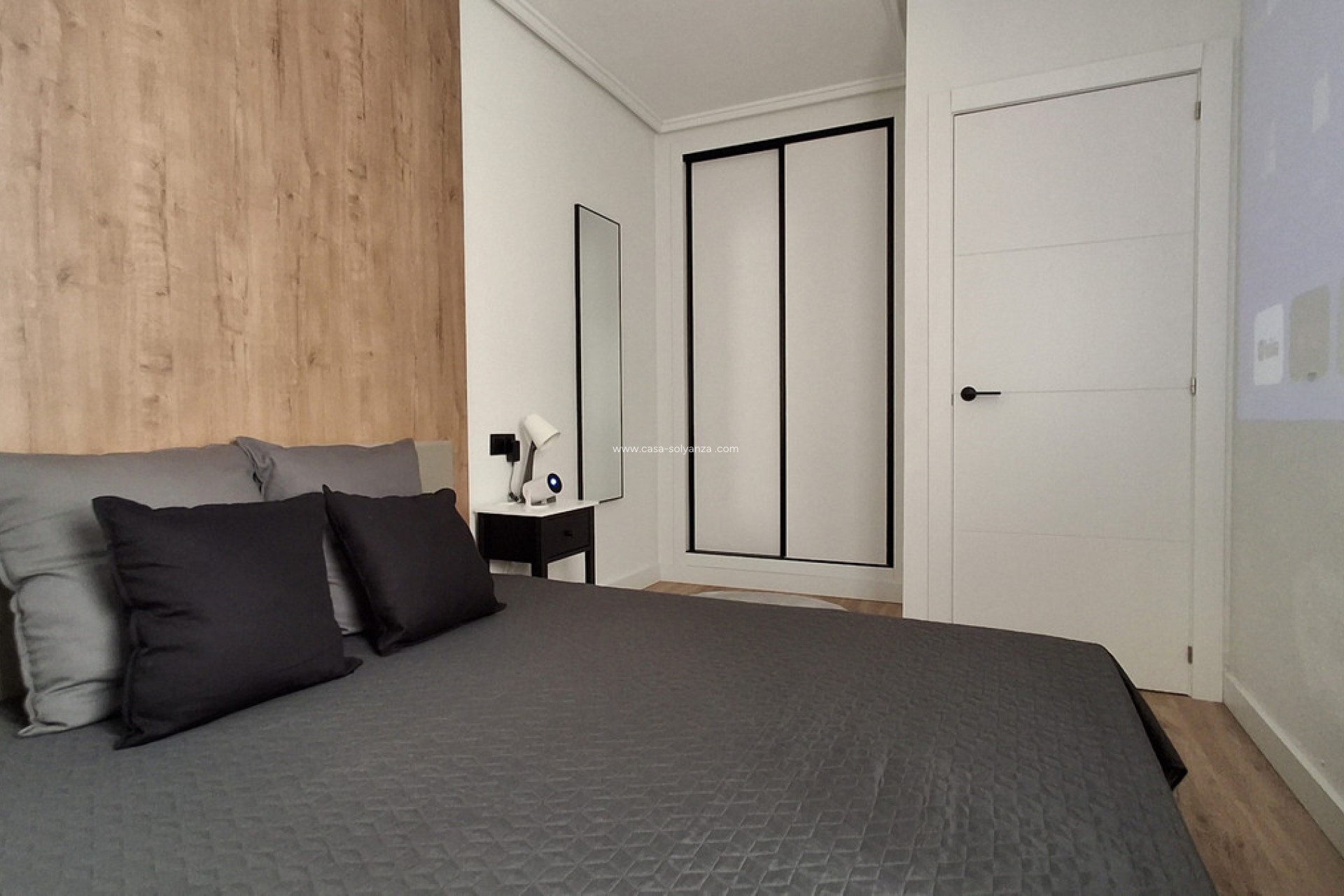 Resale - Apartment / flat - Torrevieja - Torrevieja Centro