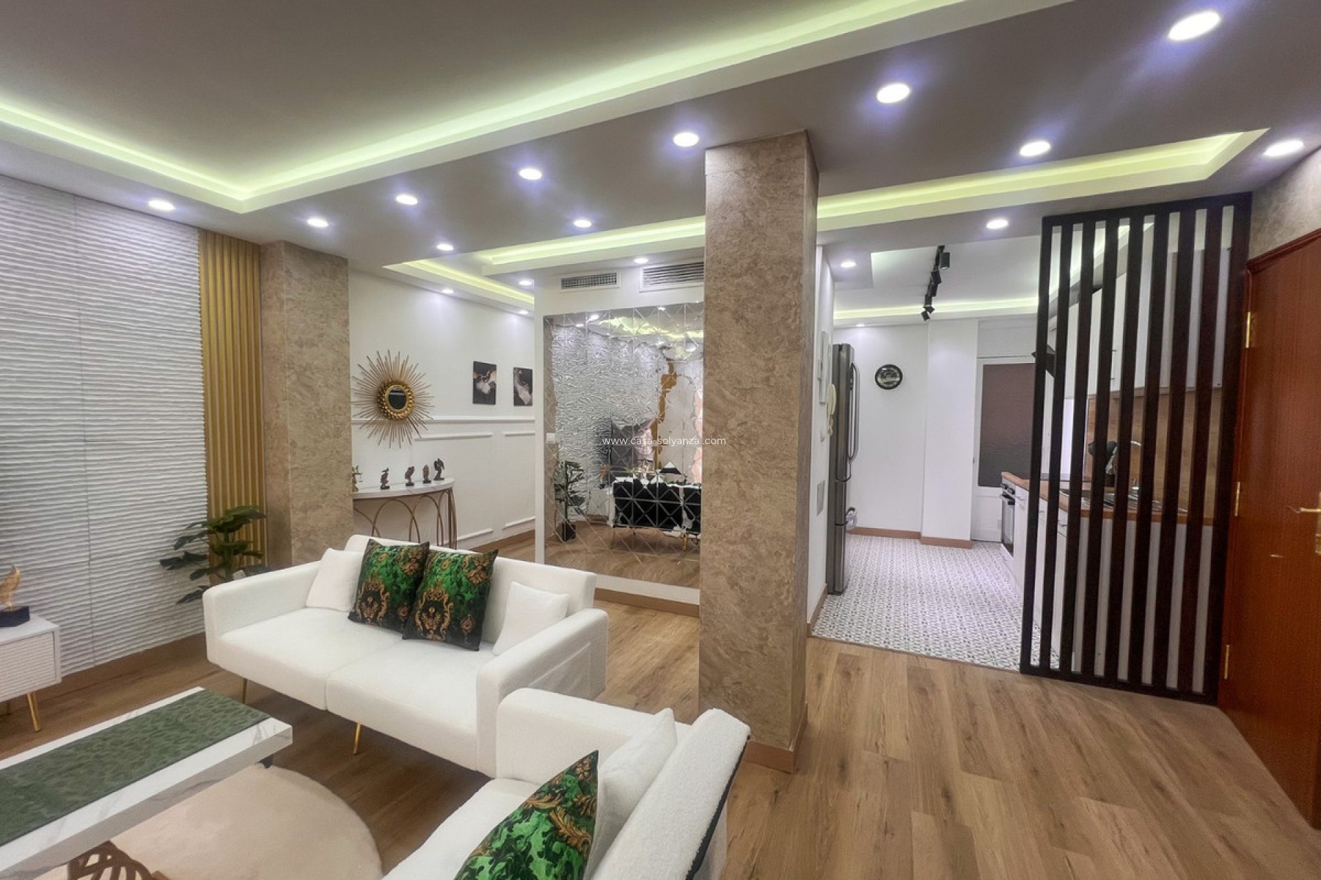 Resale - Apartment / flat - Torrevieja - Torrevieja Centro
