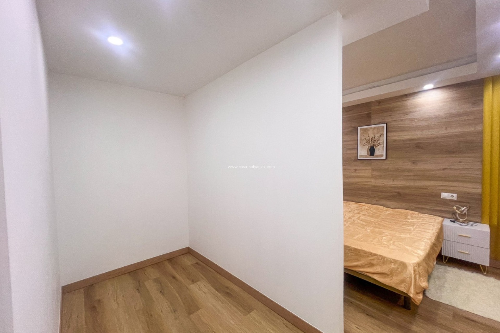 Resale - Apartment / flat - Torrevieja - Torrevieja Centro