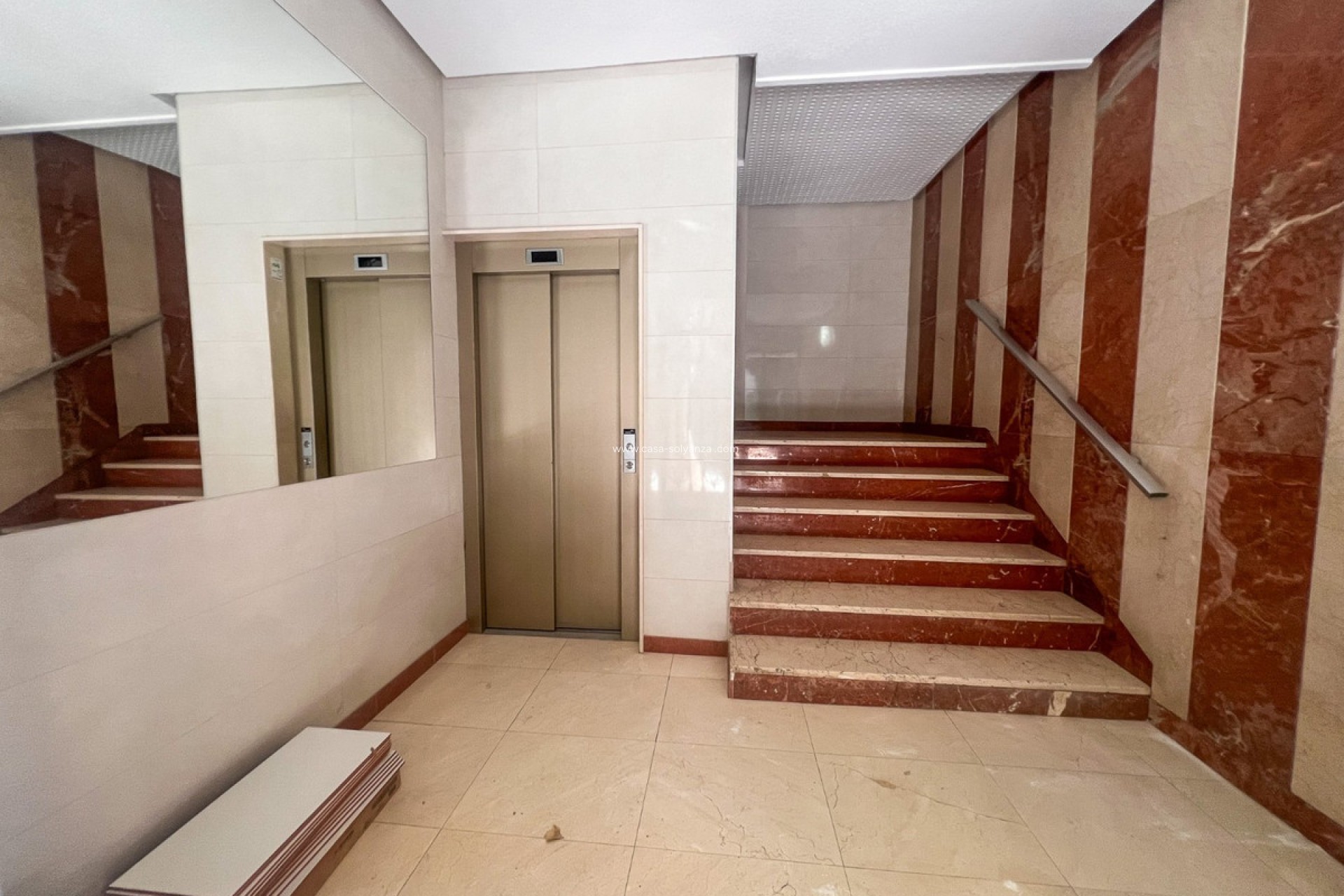 Resale - Apartment / flat - Torrevieja - Torrevieja Centro