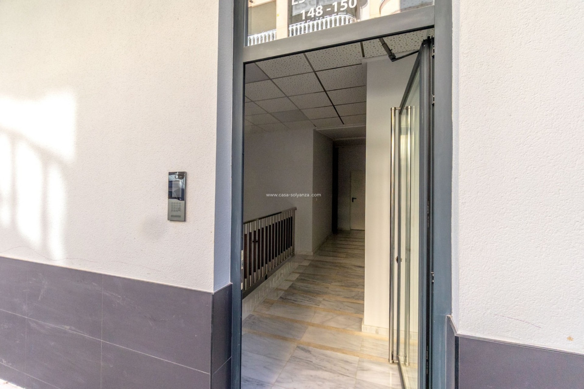 Resale - Apartment / flat - Torrevieja - Torrevieja Centro