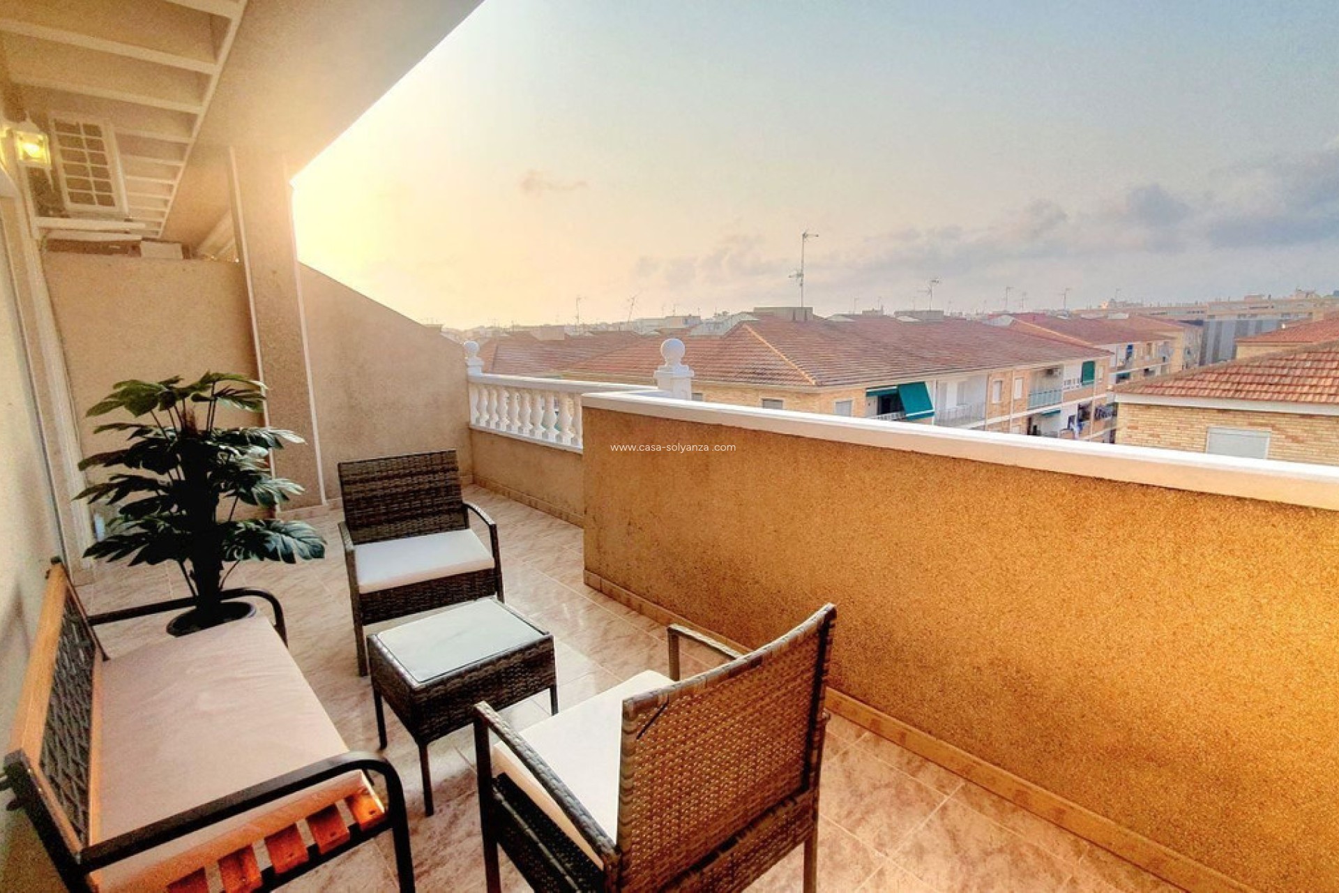 Resale - Apartment / flat - Torrevieja - Torrevieja Centro