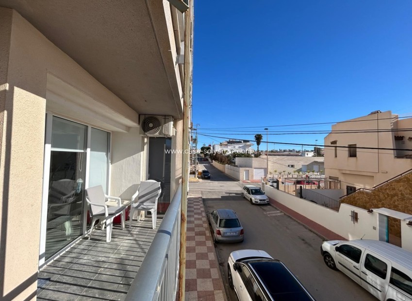 Resale - Apartment / flat - Torrevieja - Torrevieja Centro