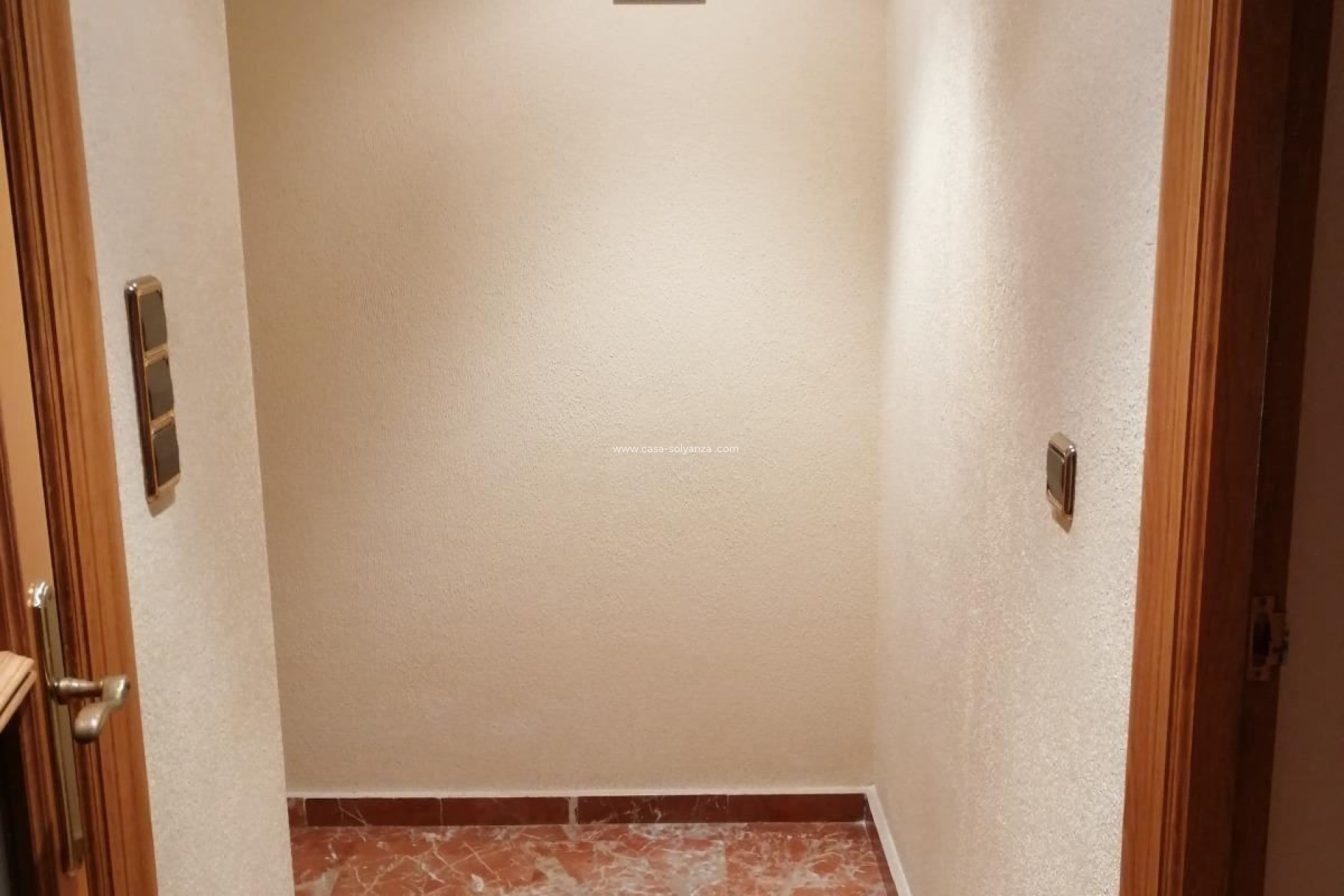 Resale - Apartment / flat - Torrevieja - Torrevieja Centro