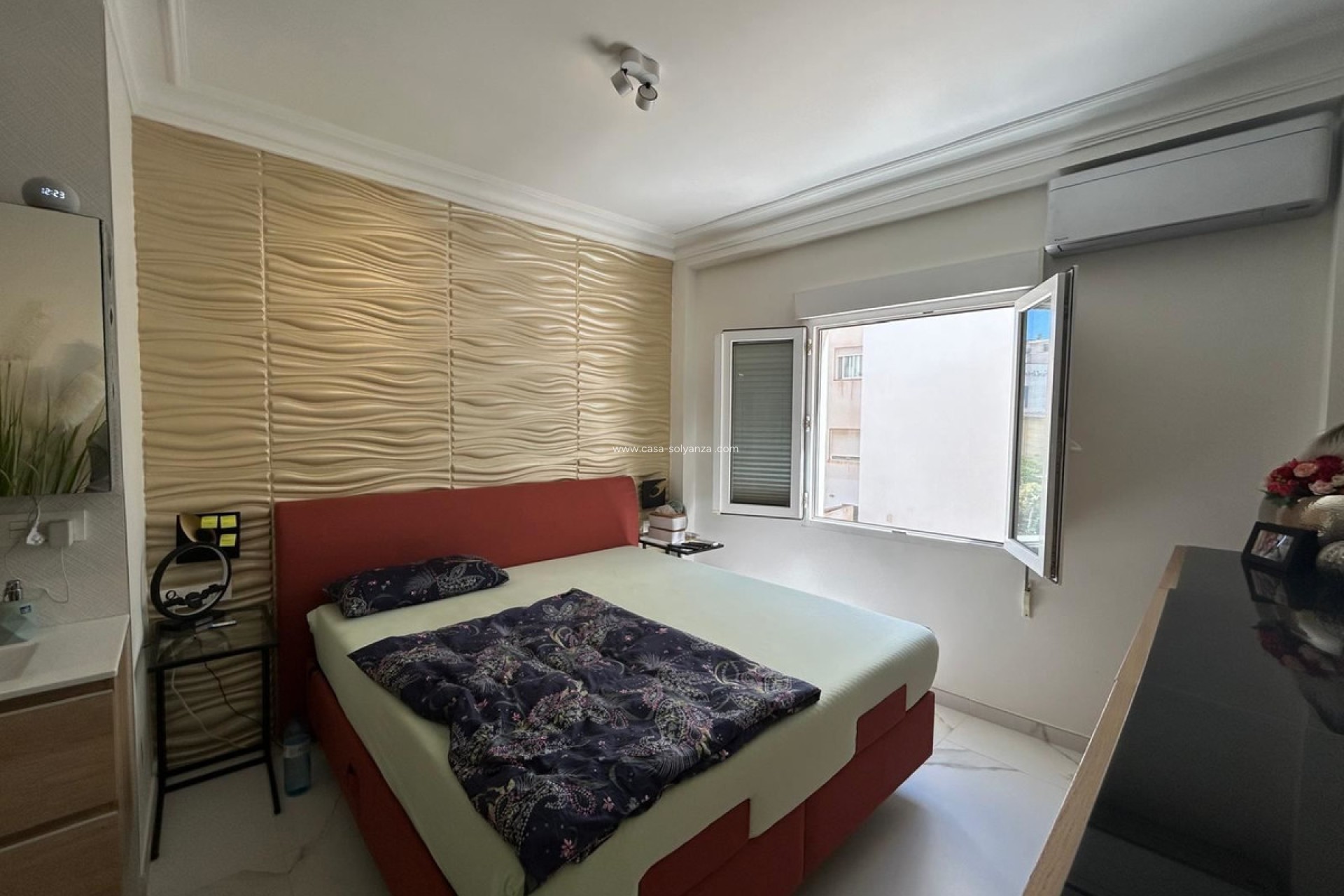 Resale - Apartment / flat - Torrevieja - Torrevieja Centro
